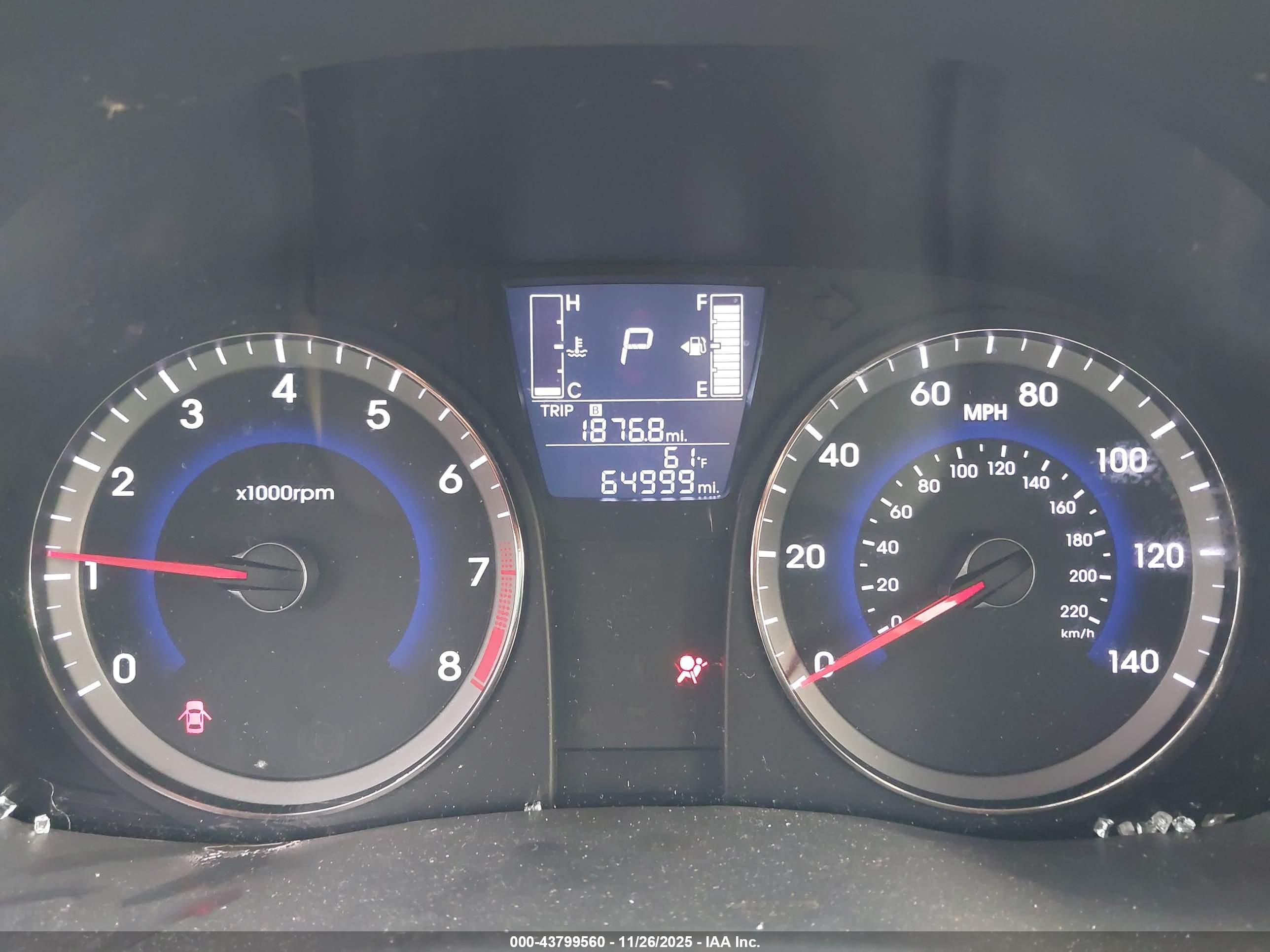 HYUNDAI ACCENT image 7