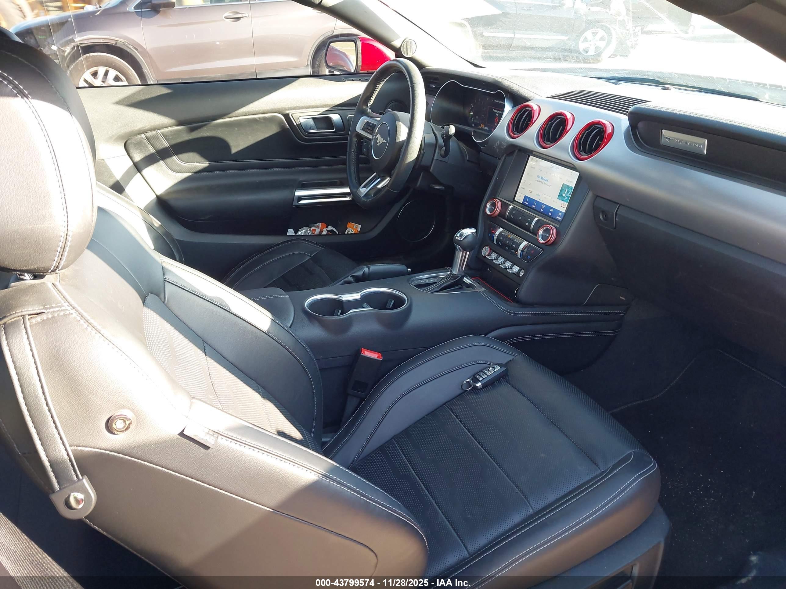 FORD MUSTANG image 5