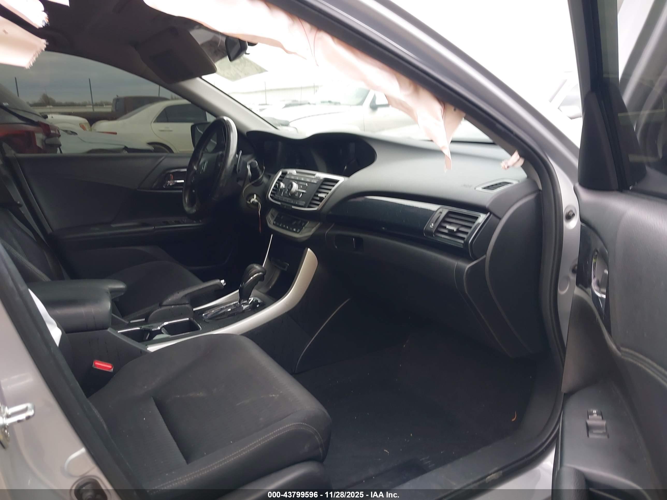 HONDA ACCORD image 5