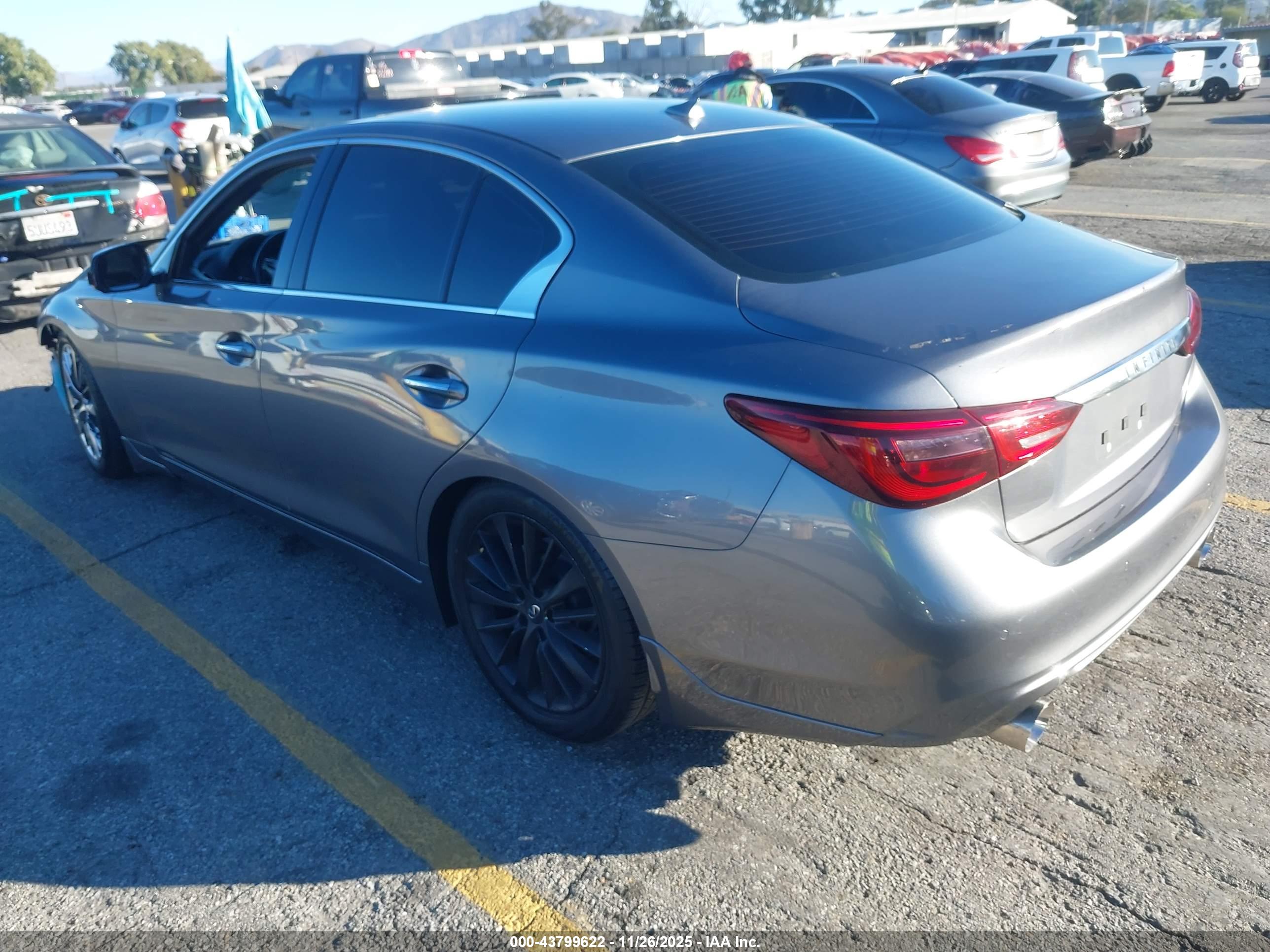 INFINITI Q50 image 3