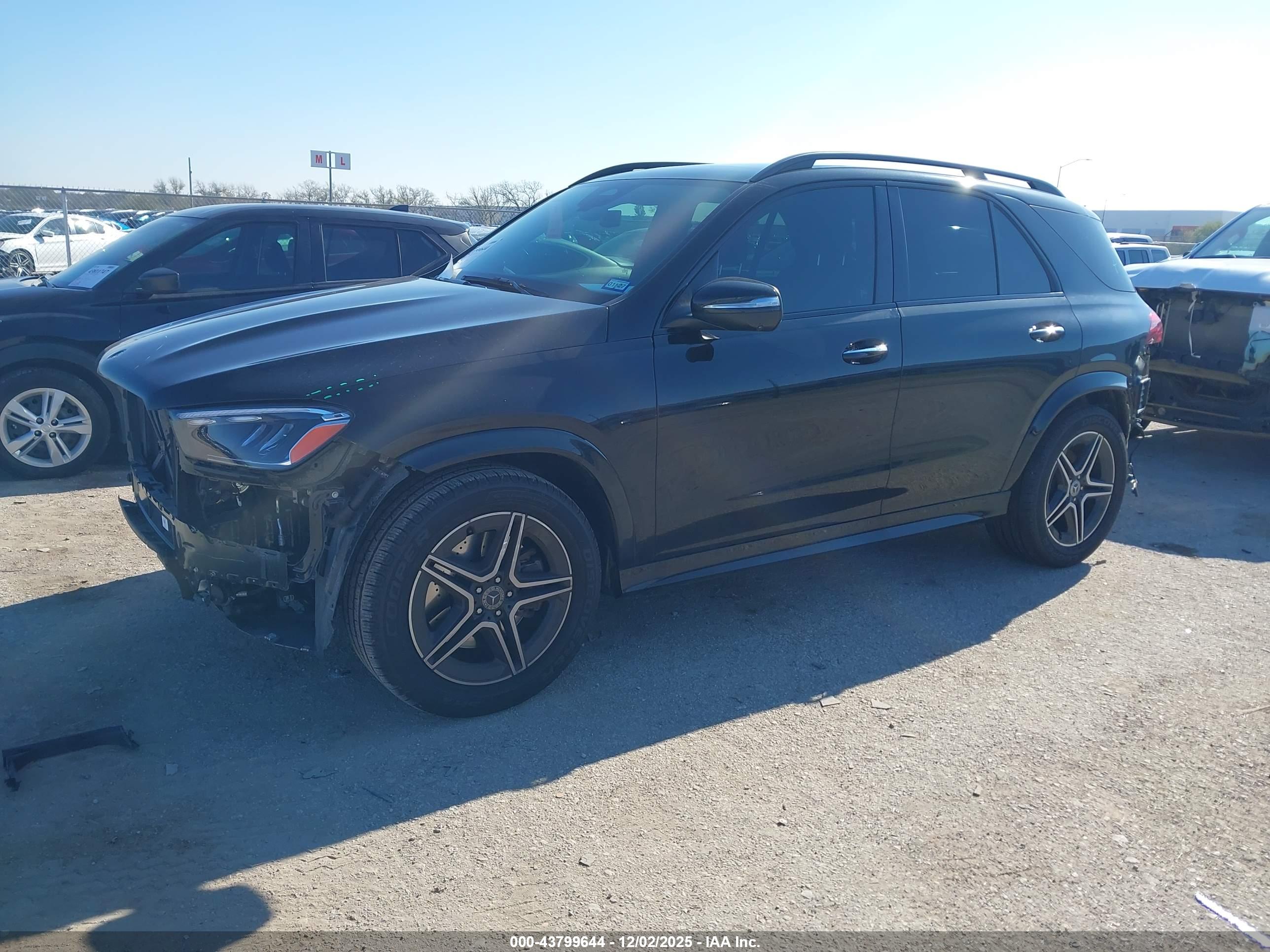 MERCEDES-BENZ GLE image 2