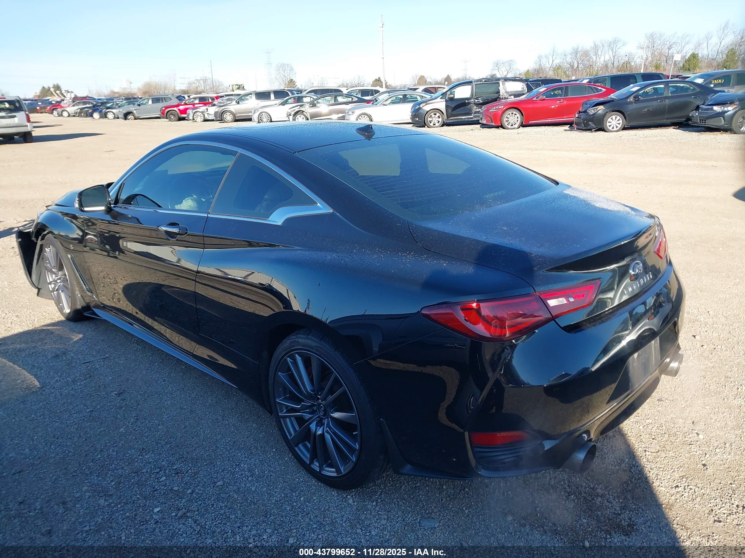 INFINITI Q60 image 3