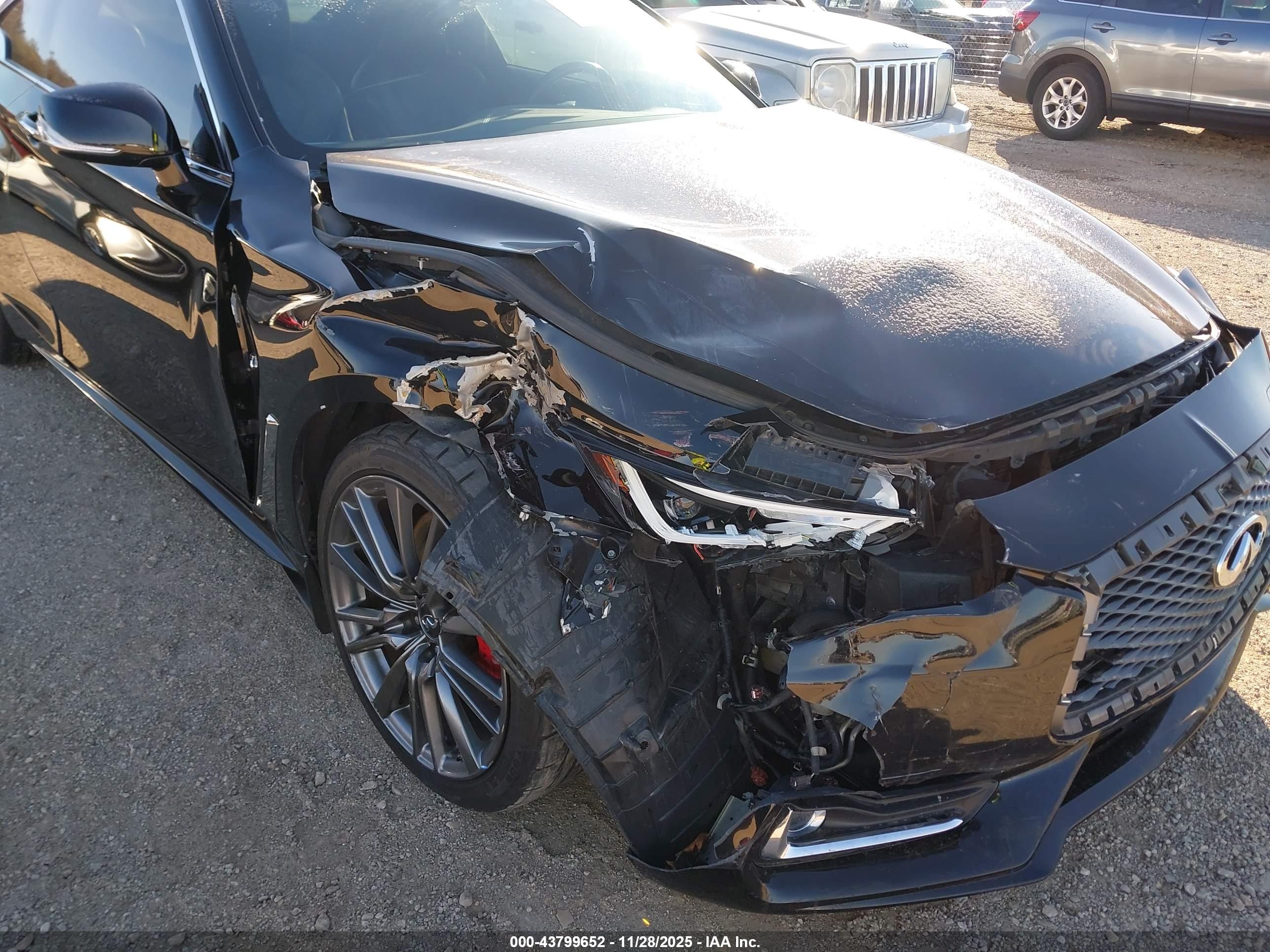 INFINITI Q60 image 6