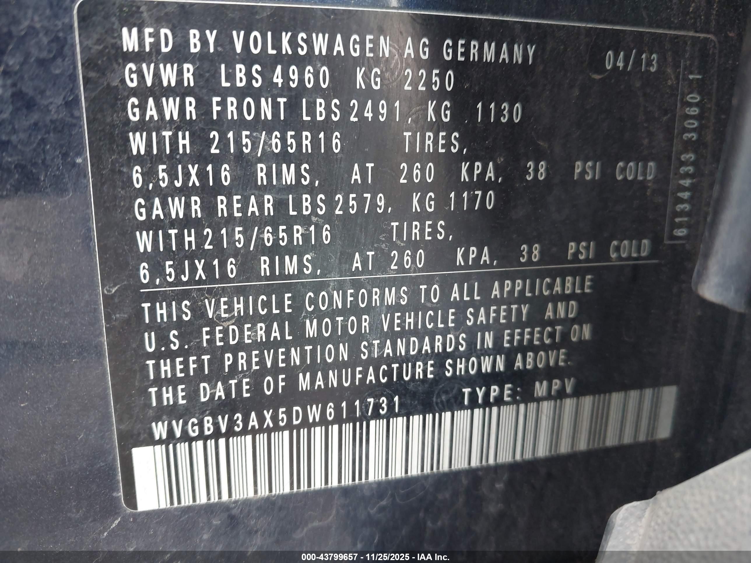 VOLKSWAGEN TIGUAN image 9