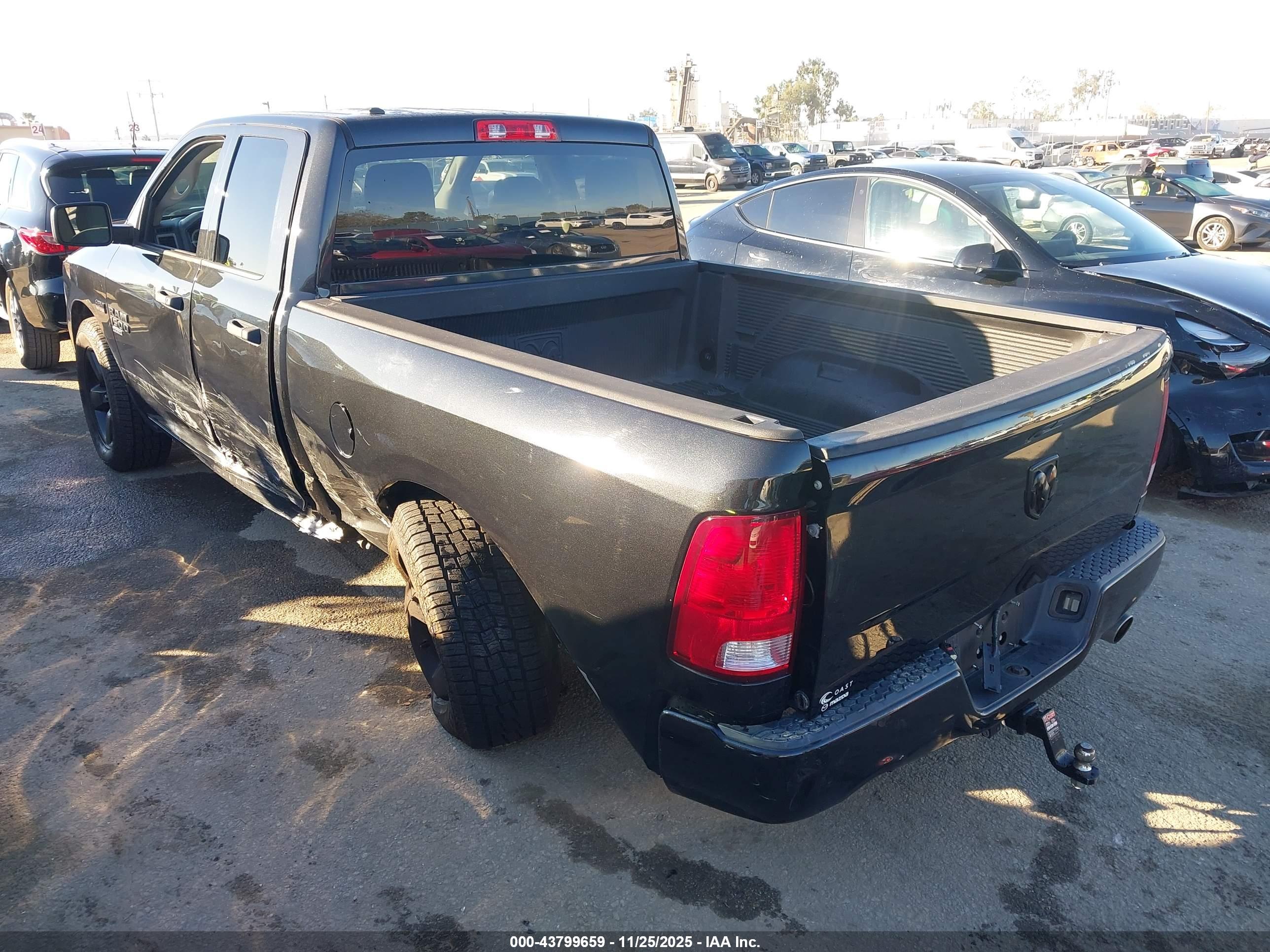 RAM 1500 image 3