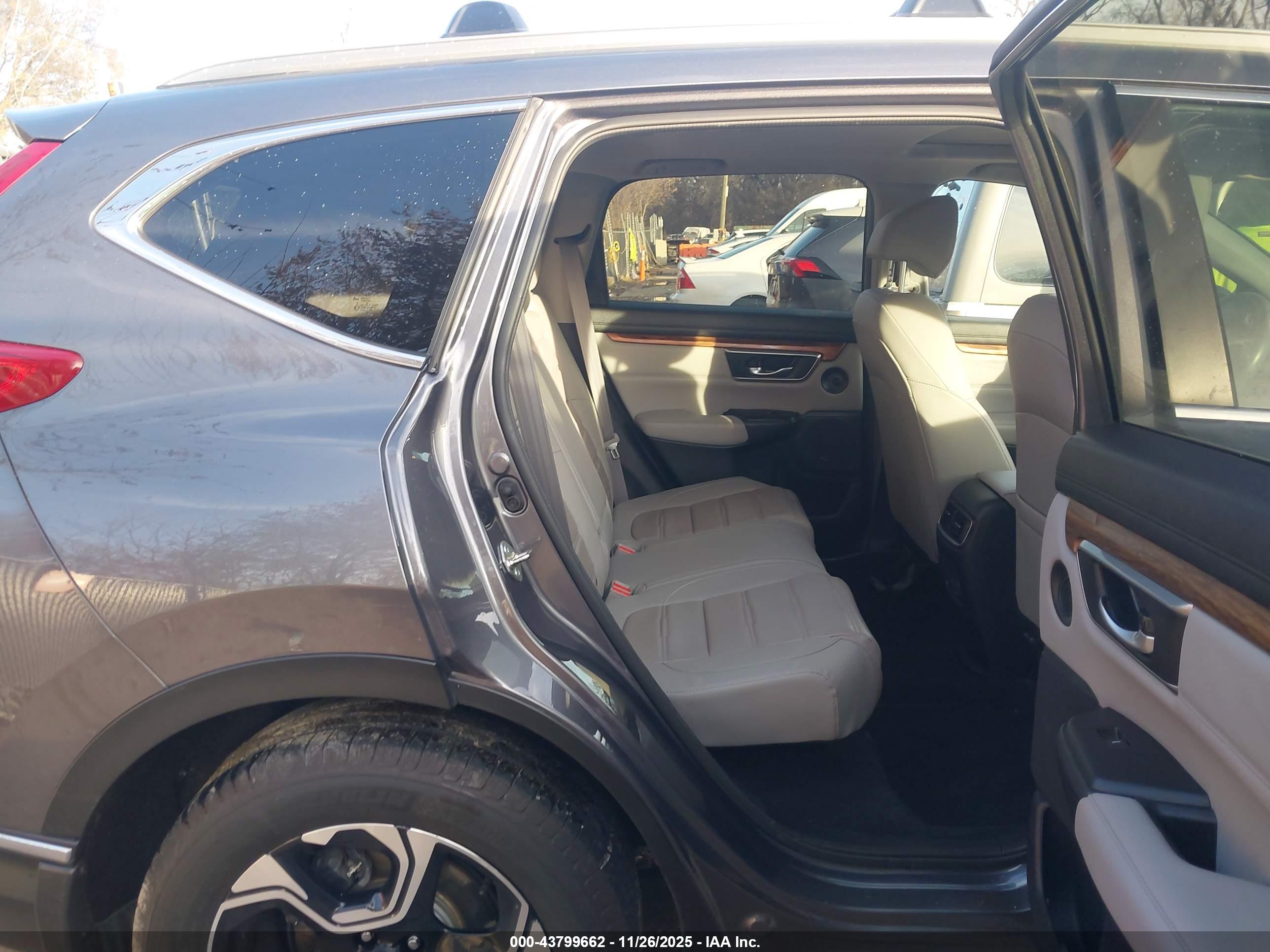 HONDA CR-V image 8