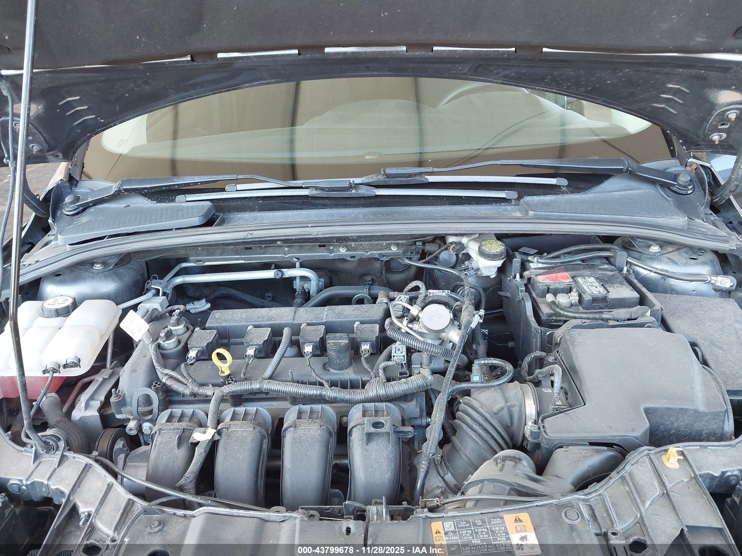 FORD FOCUS image 10