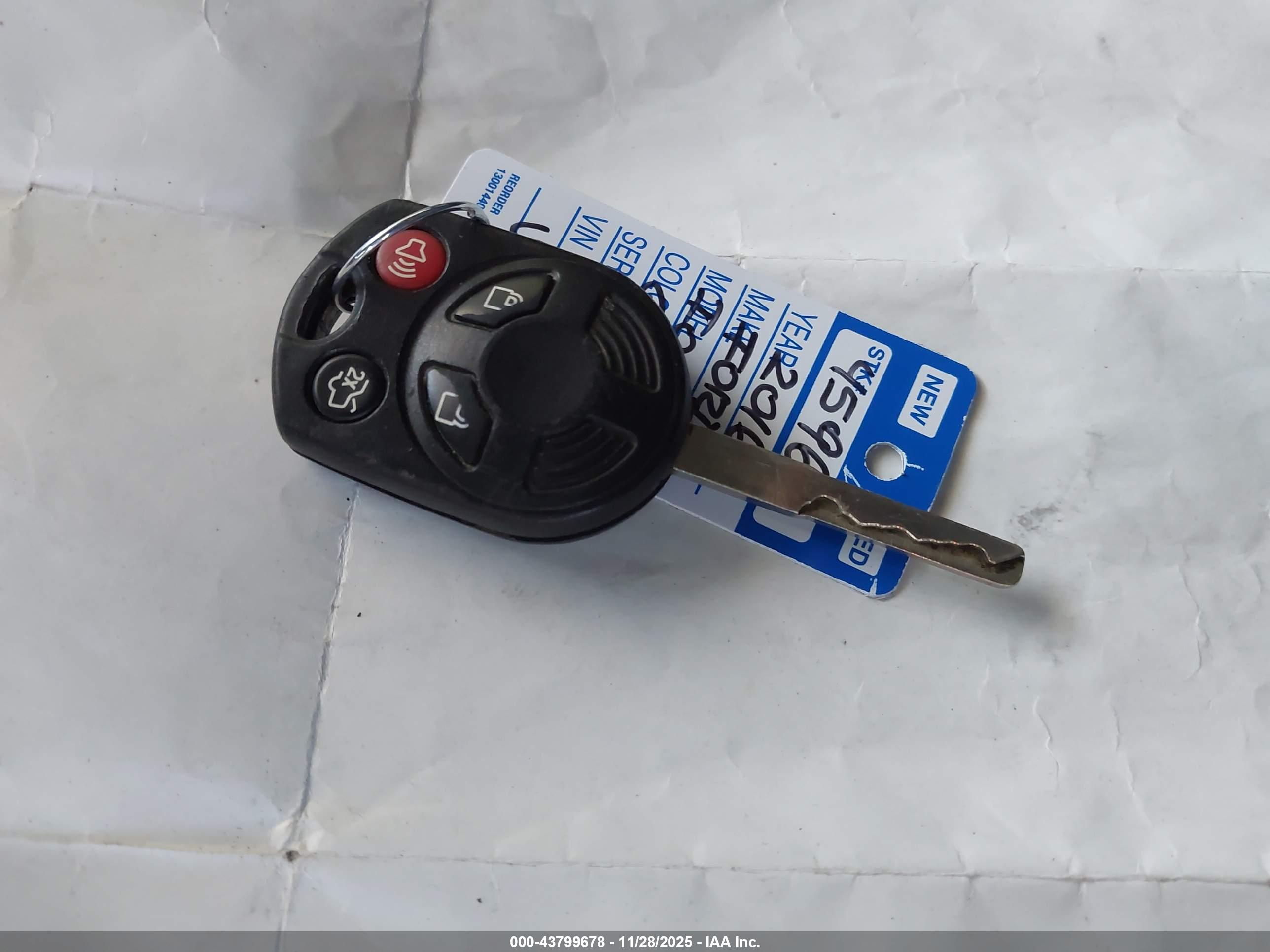 FORD FOCUS image 11