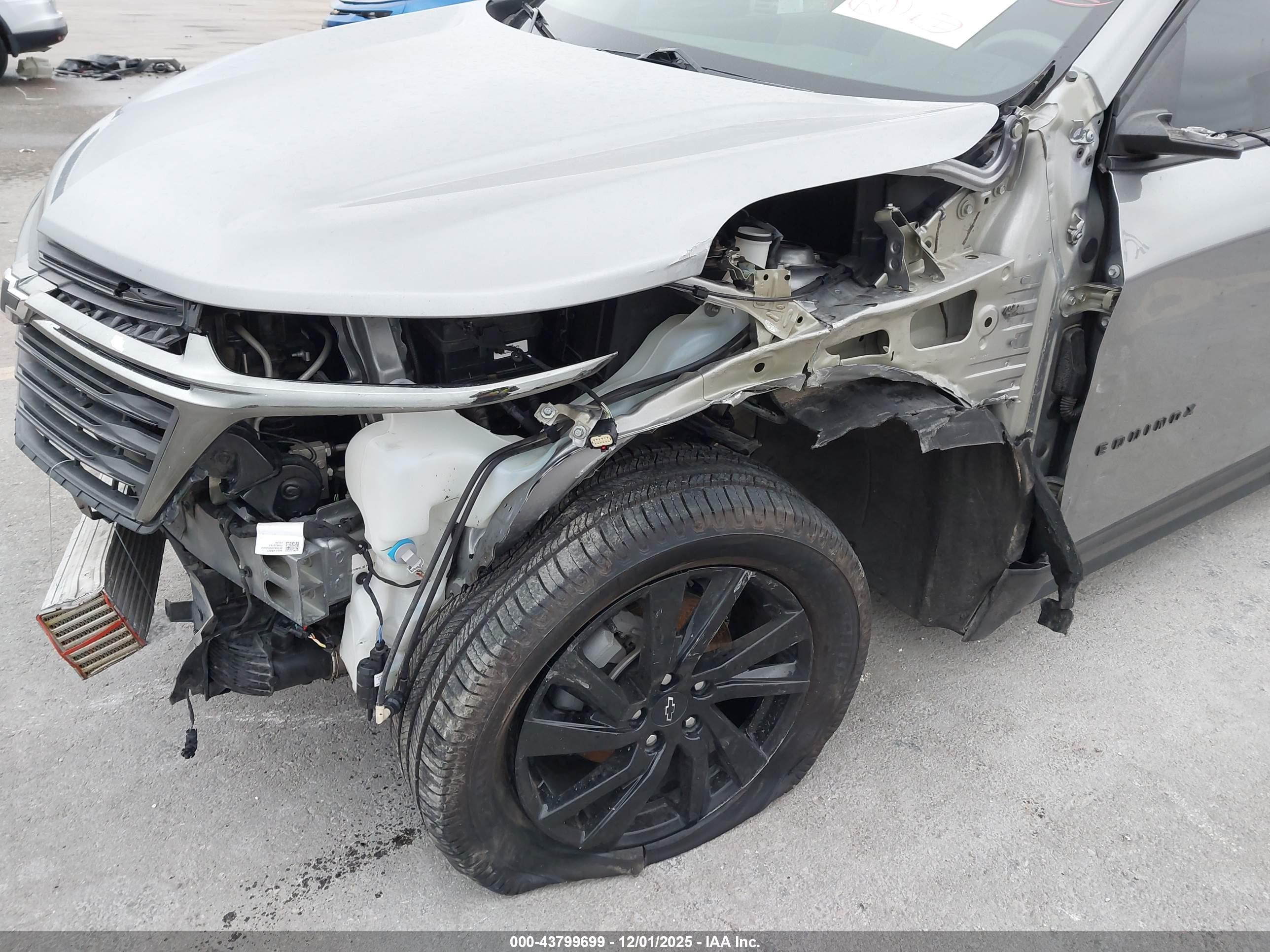 CHEVROLET EQUINOX image 6