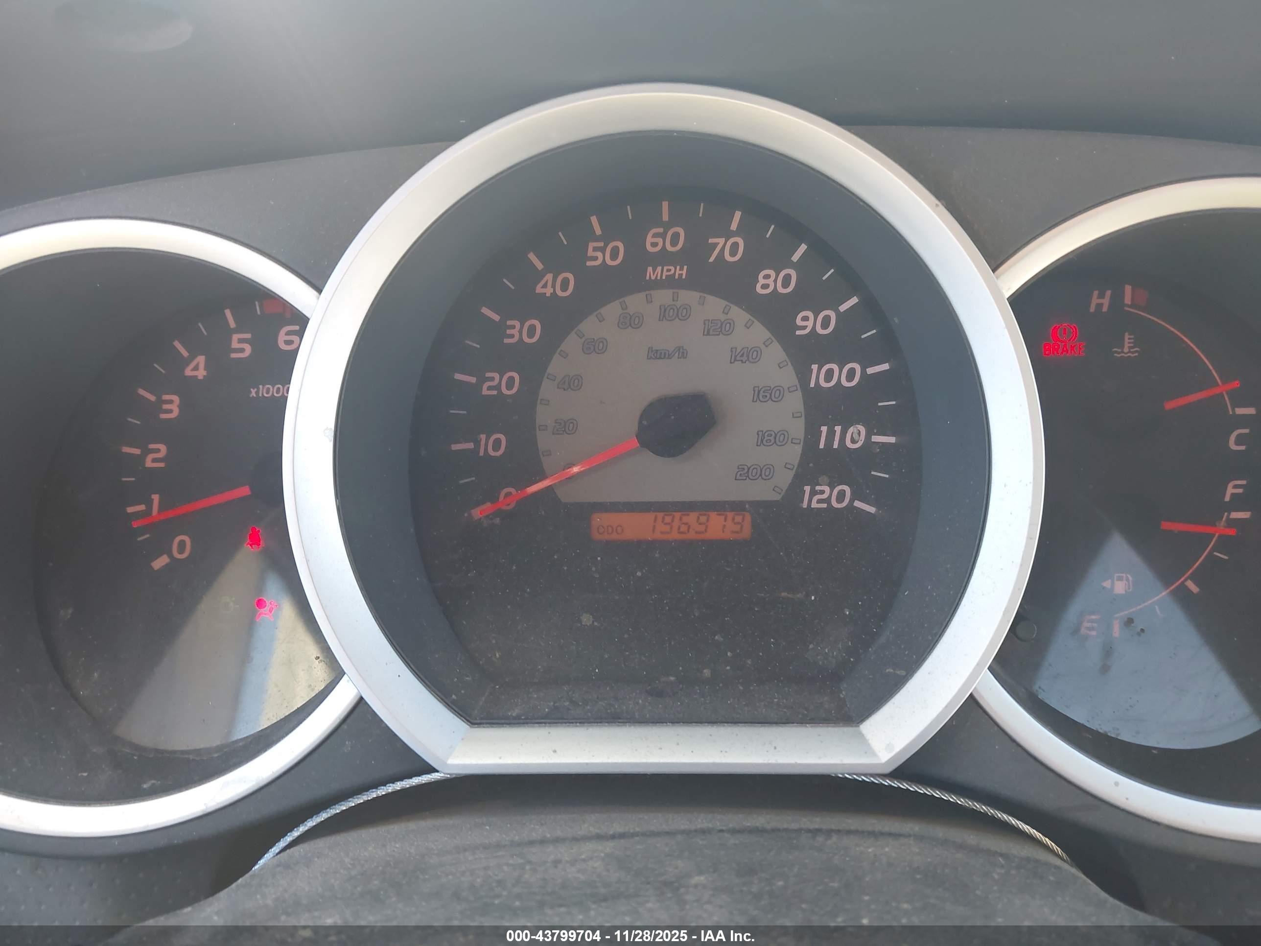 TOYOTA TACOMA image 7
