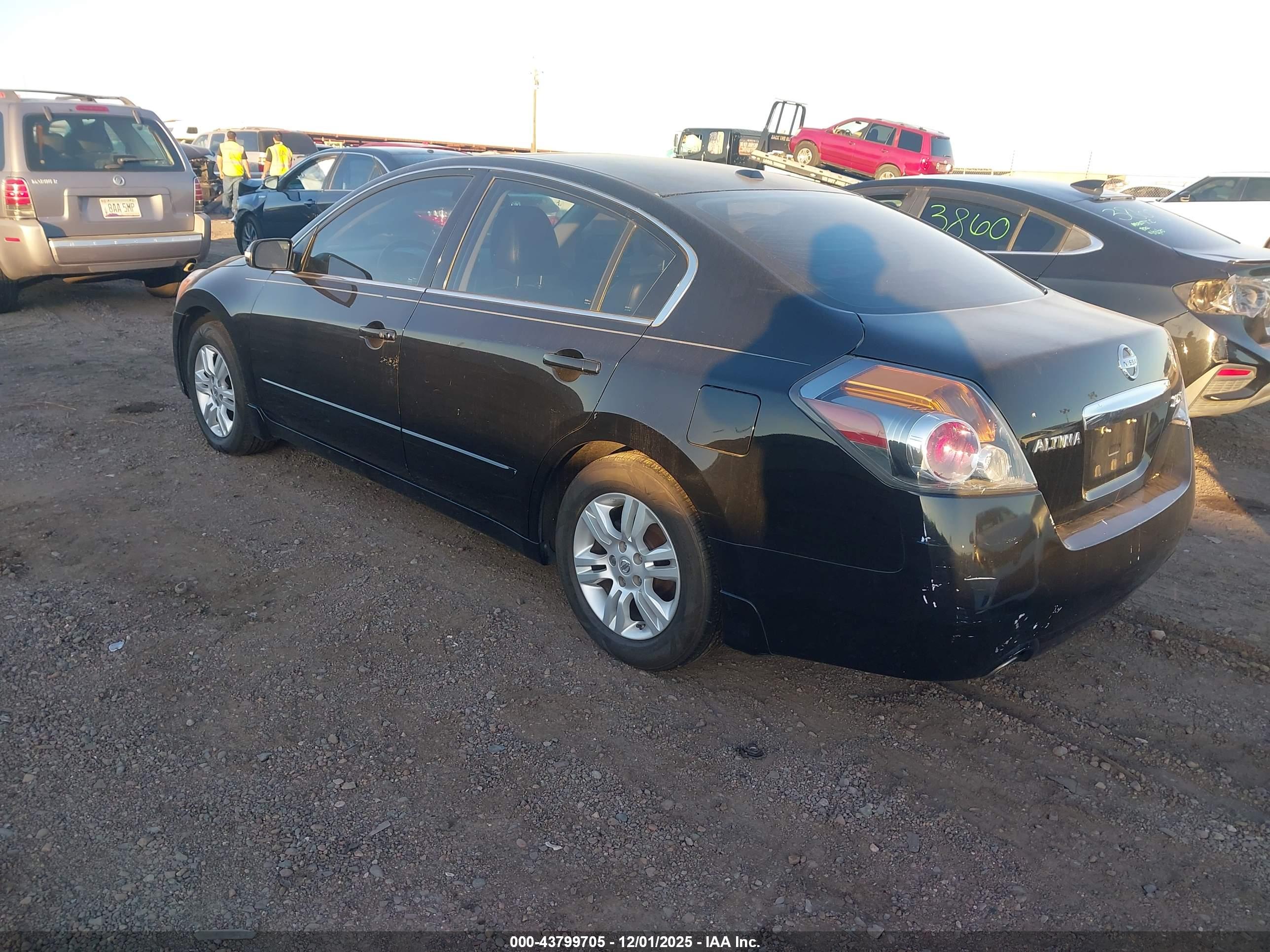 NISSAN ALTIMA image 3