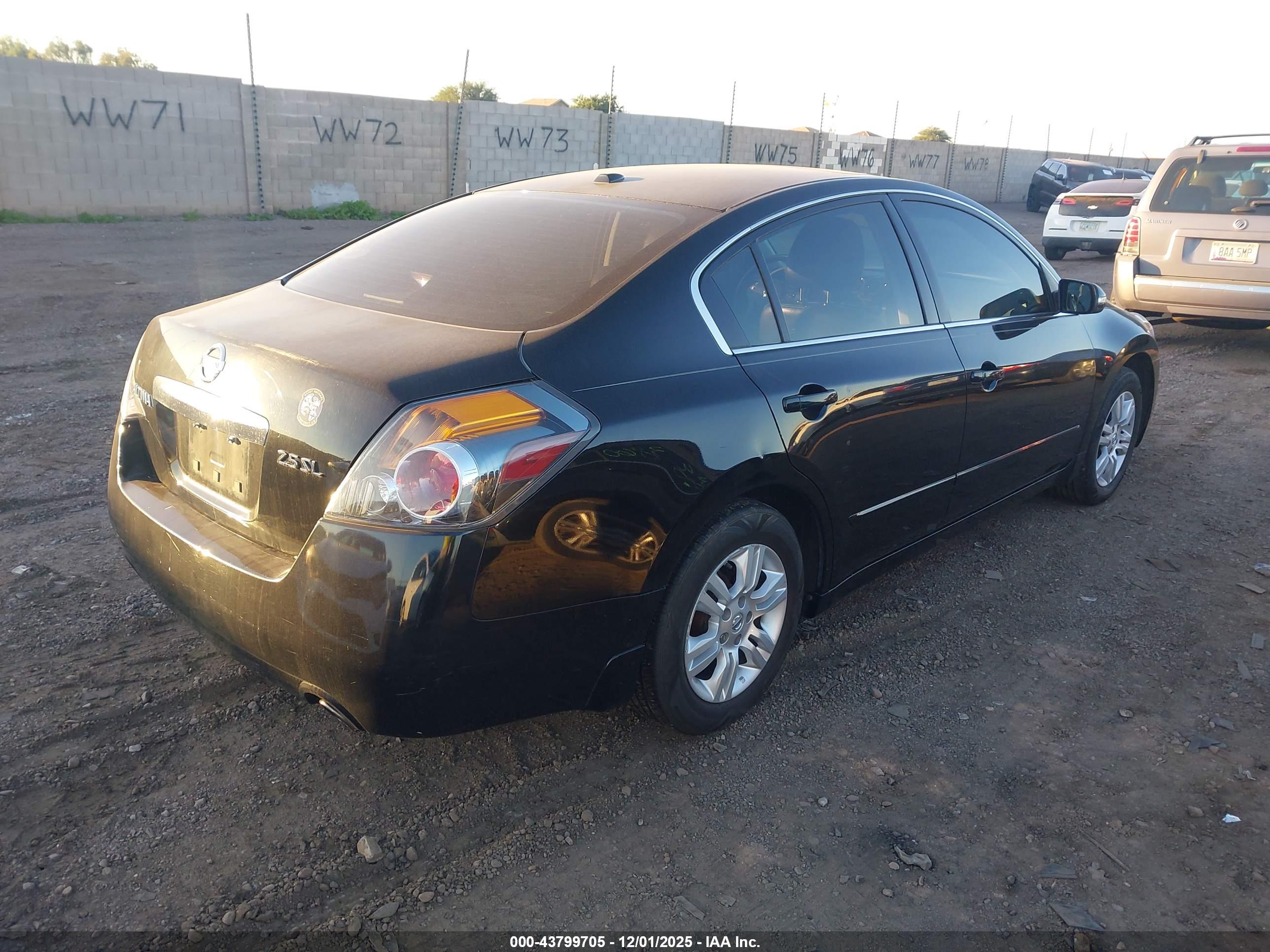 NISSAN ALTIMA image 4