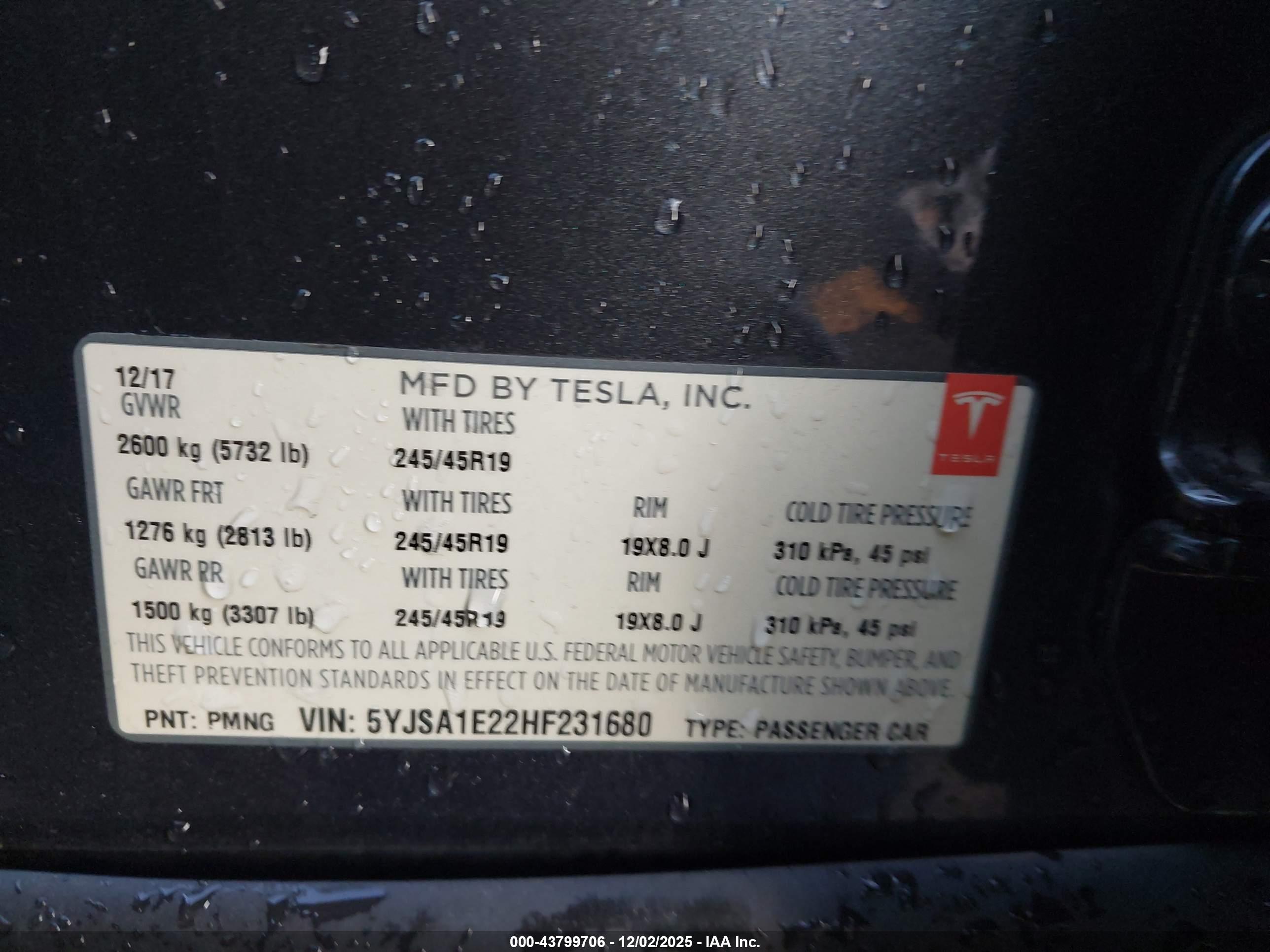TESLA MODEL image 9
