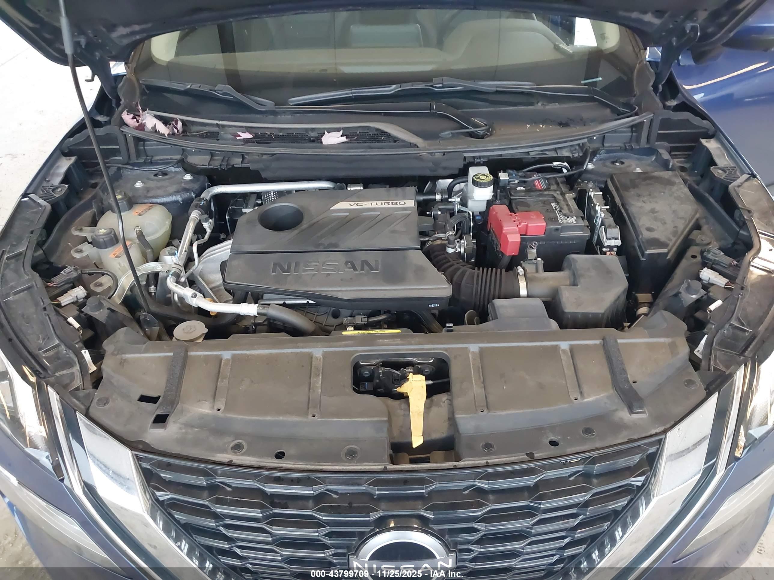 NISSAN ROGUE image 10