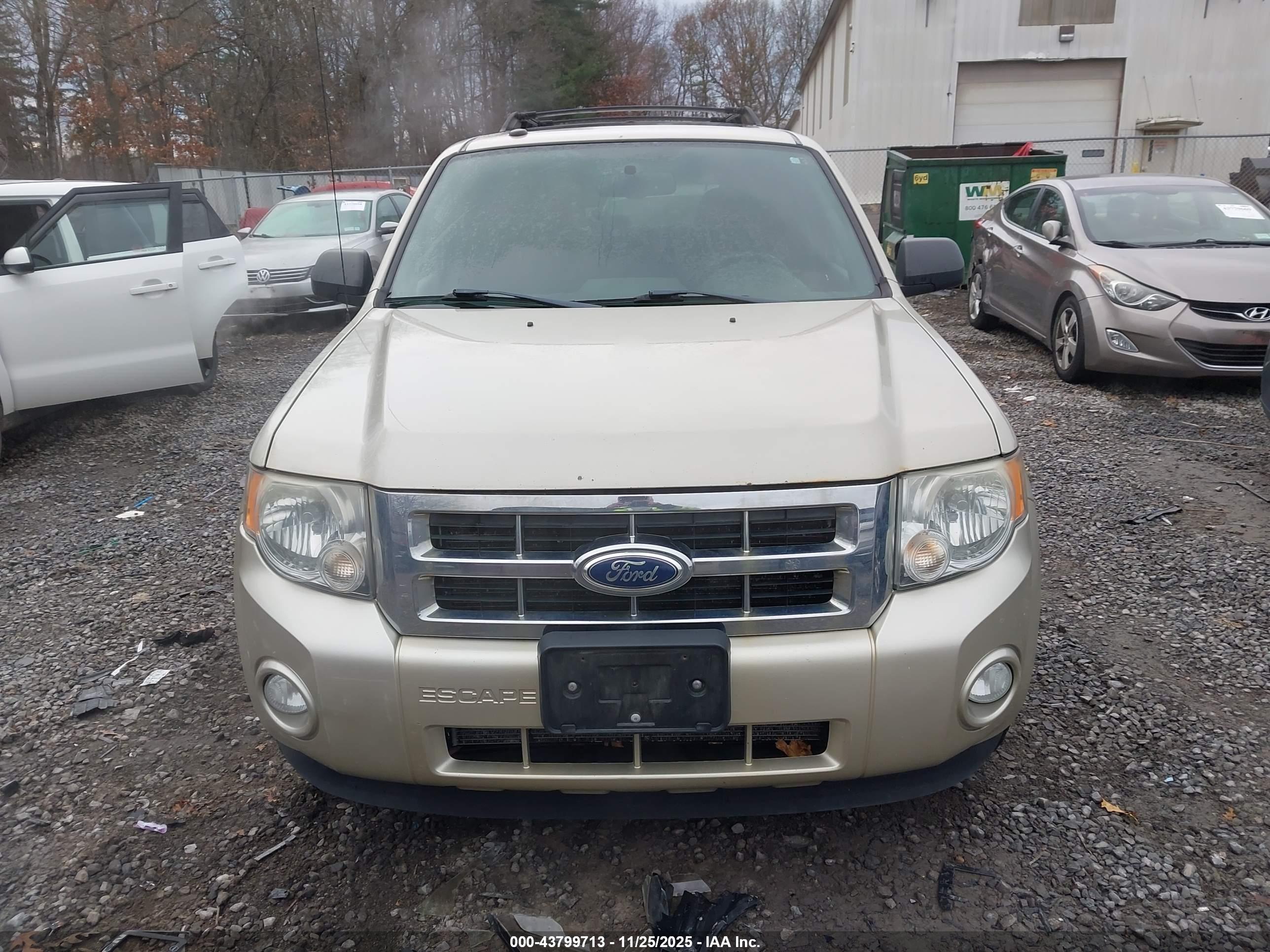 FORD ESCAPE image 6