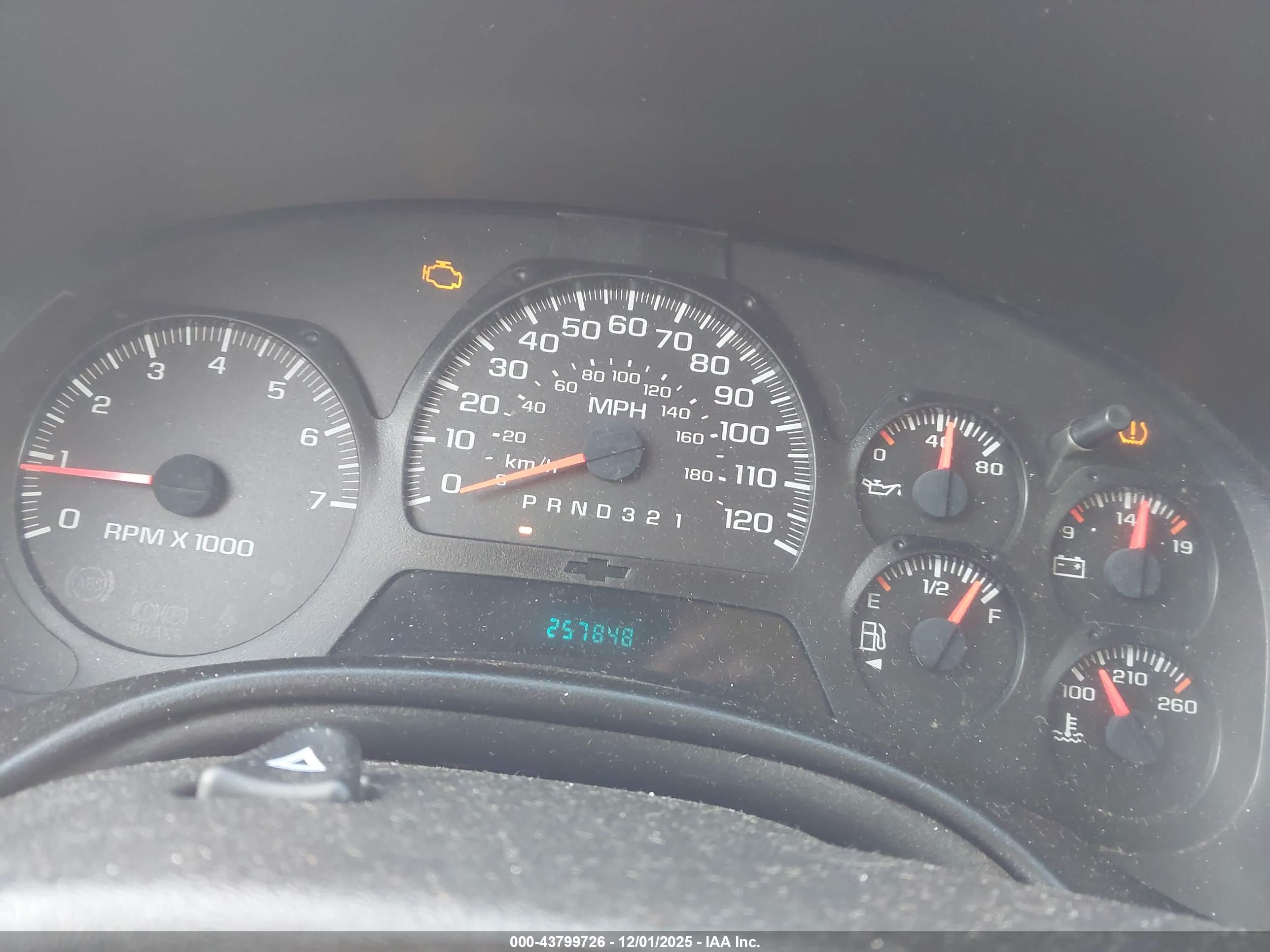 CHEVROLET TRAILBLAZER image 7