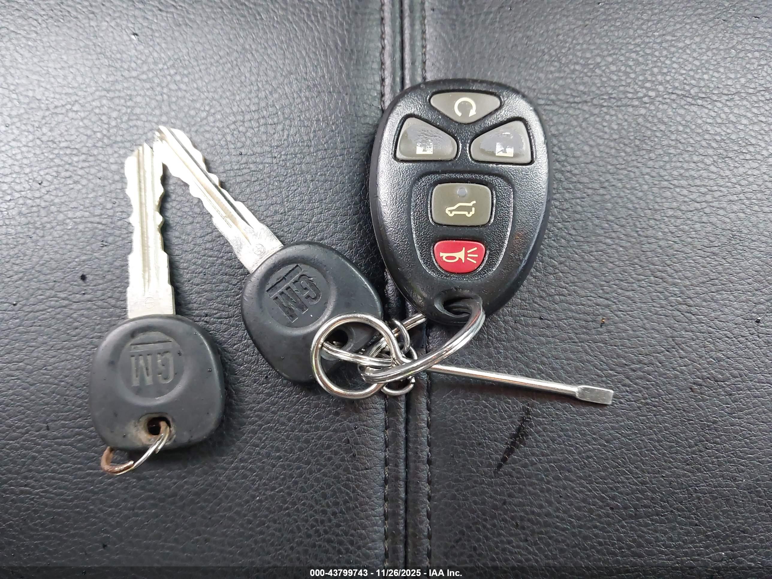 GMC YUKON image 11