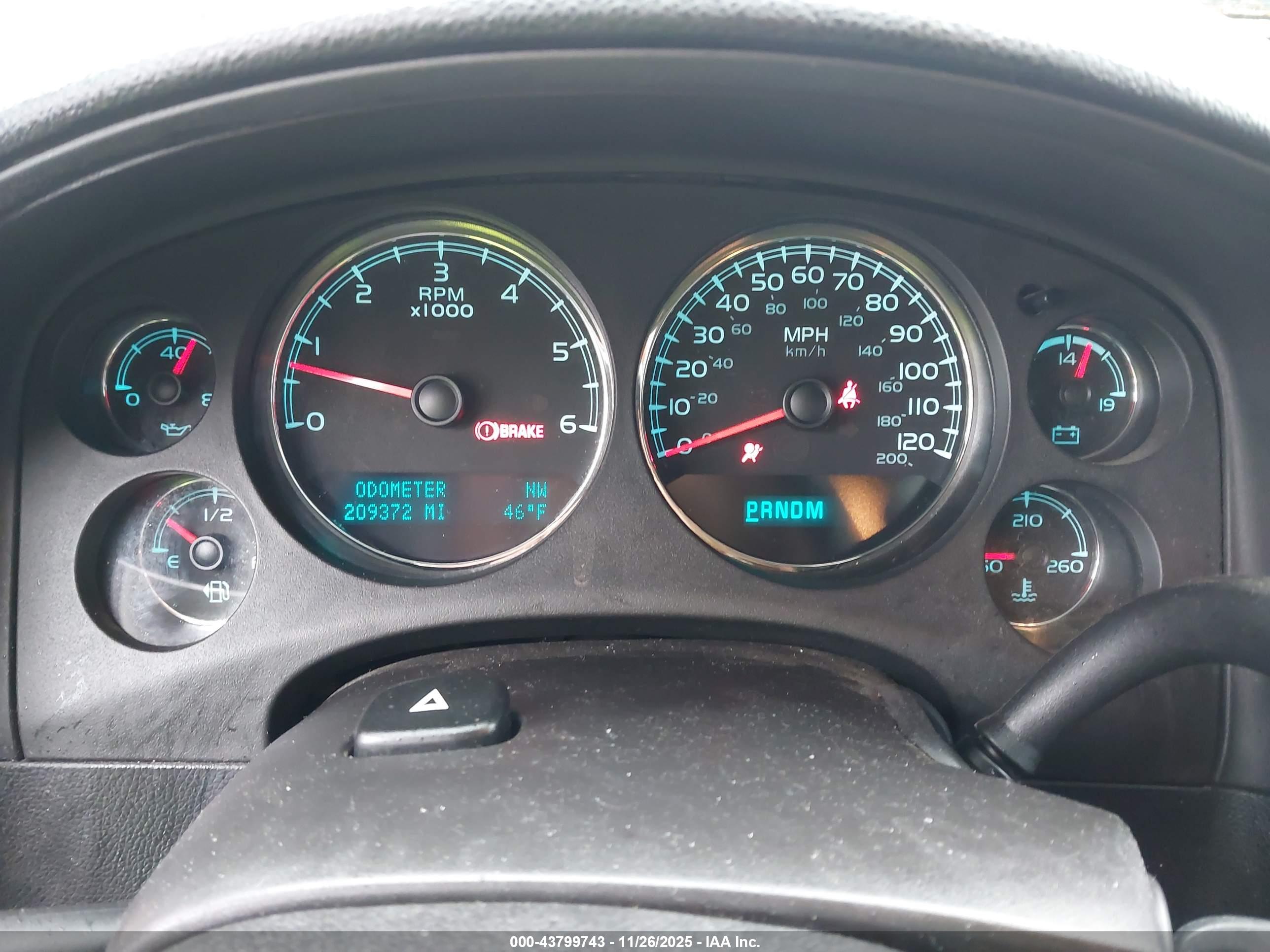 GMC YUKON image 7