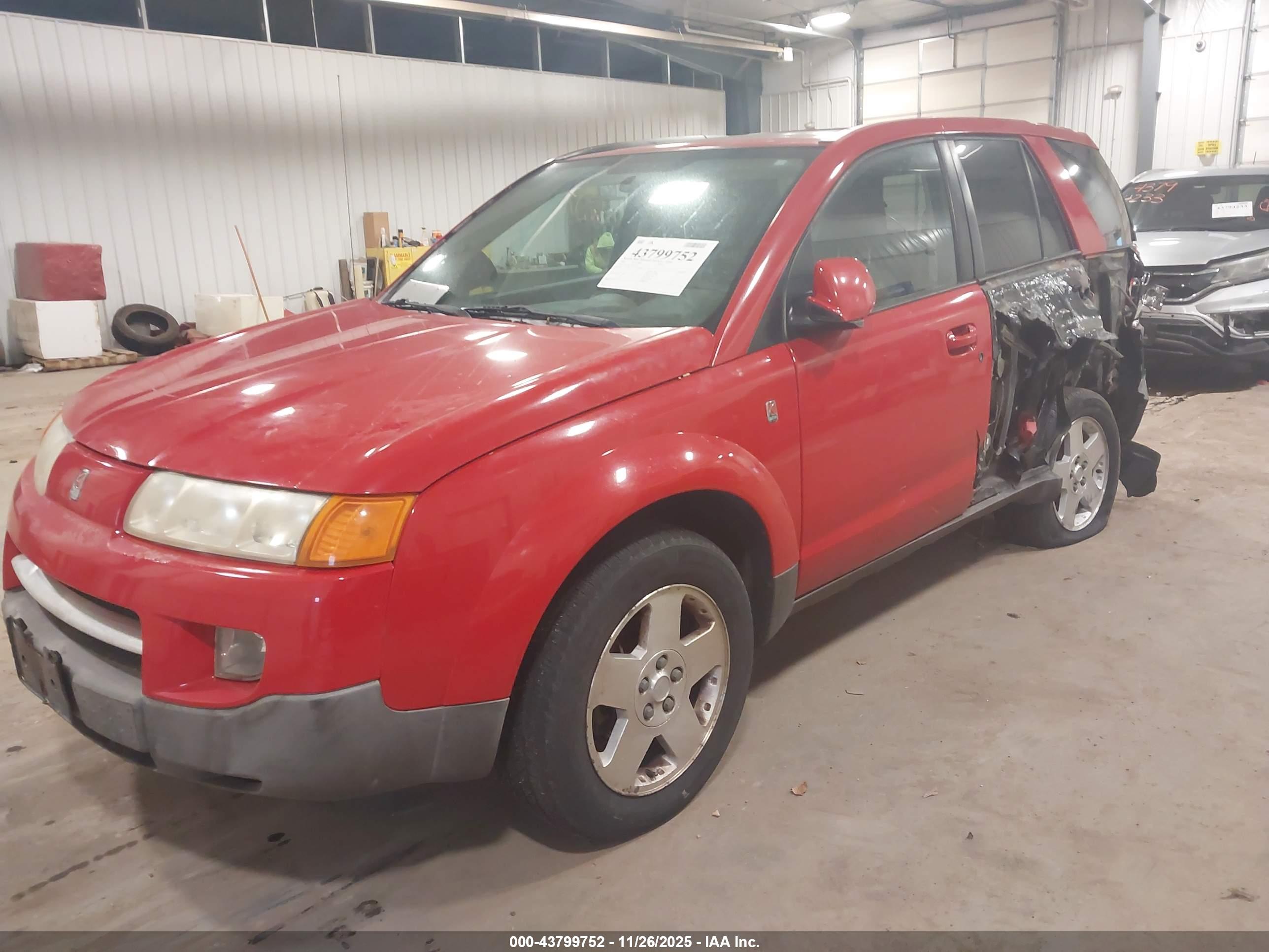 SATURN VUE image 2