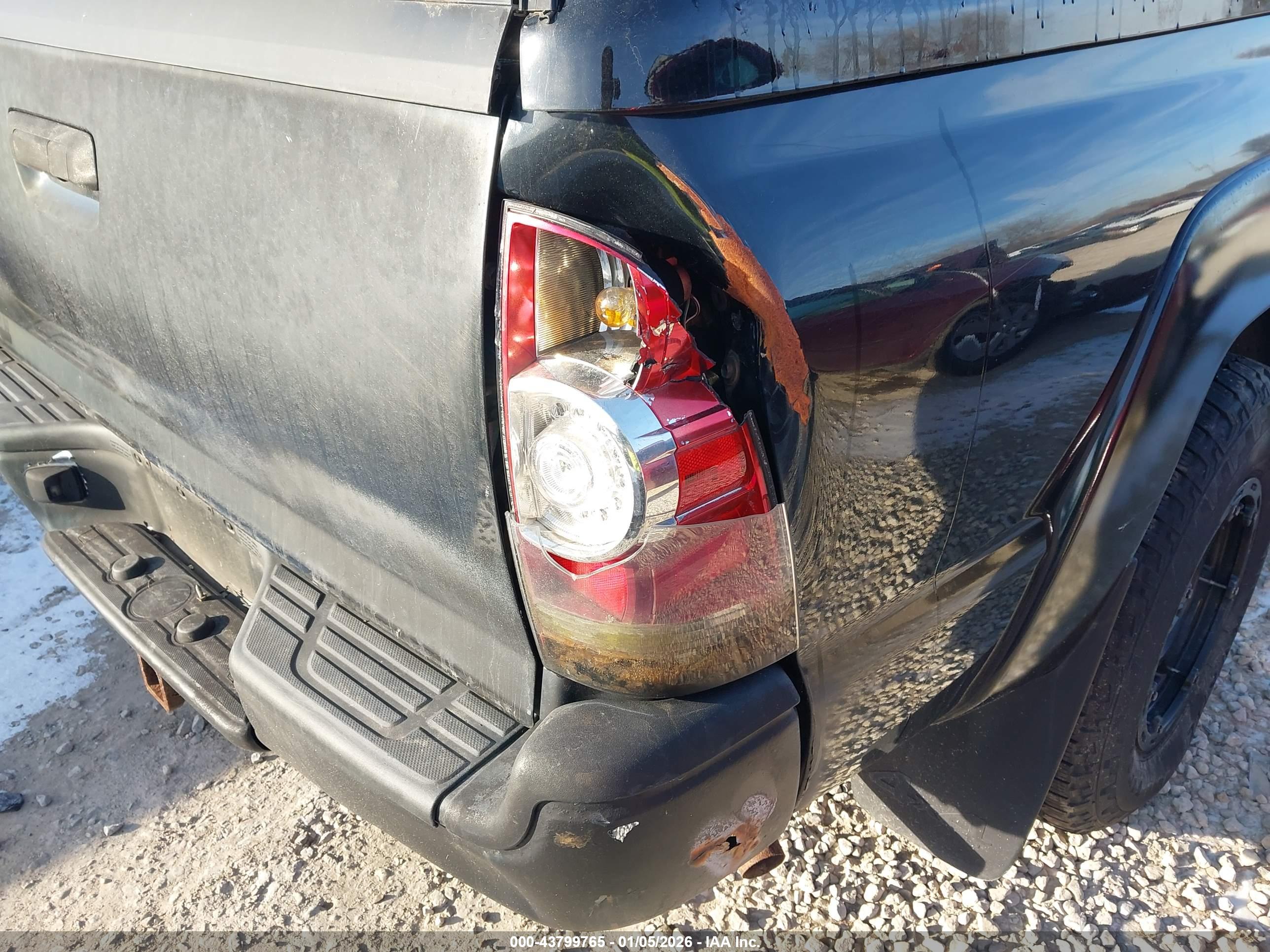 TOYOTA TACOMA image 6
