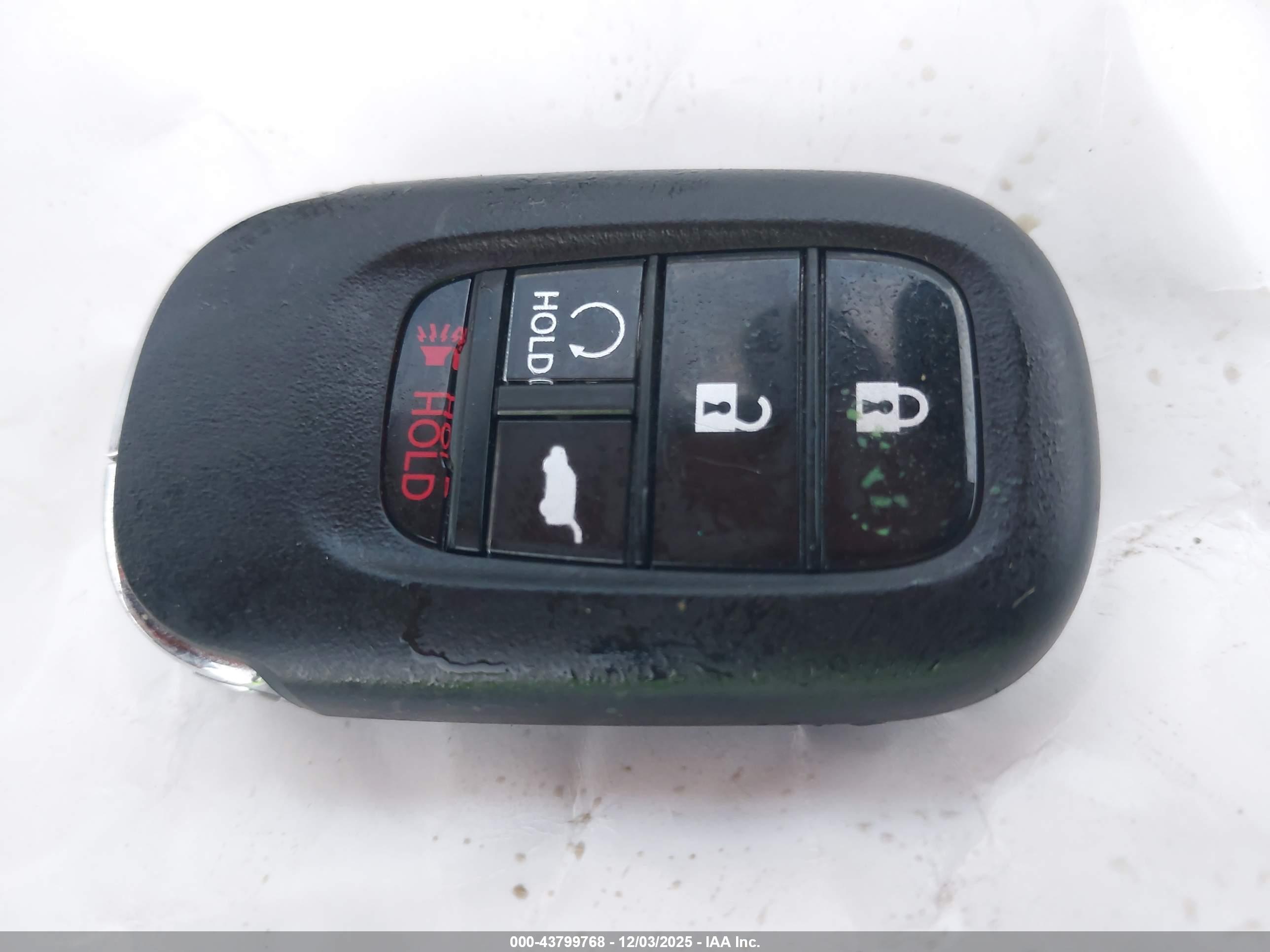 HONDA CR-V image 11