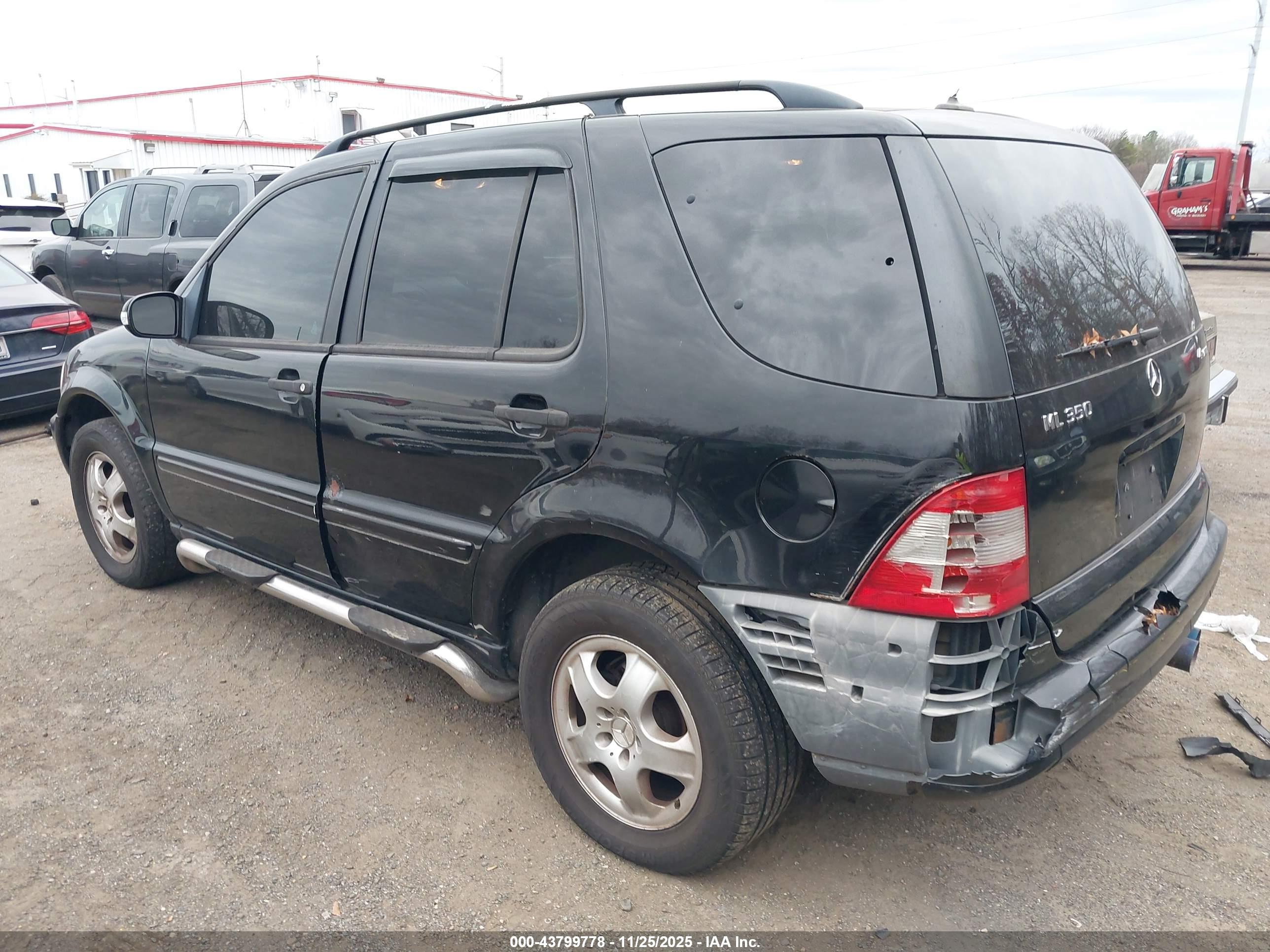 MERCEDES-BENZ ML image 3