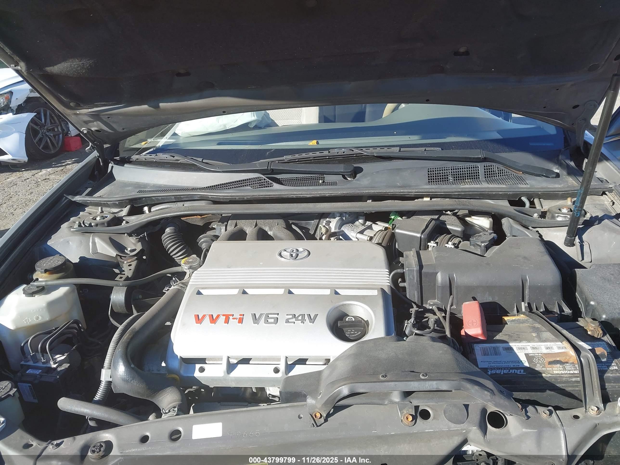 TOYOTA CAMRY image 10