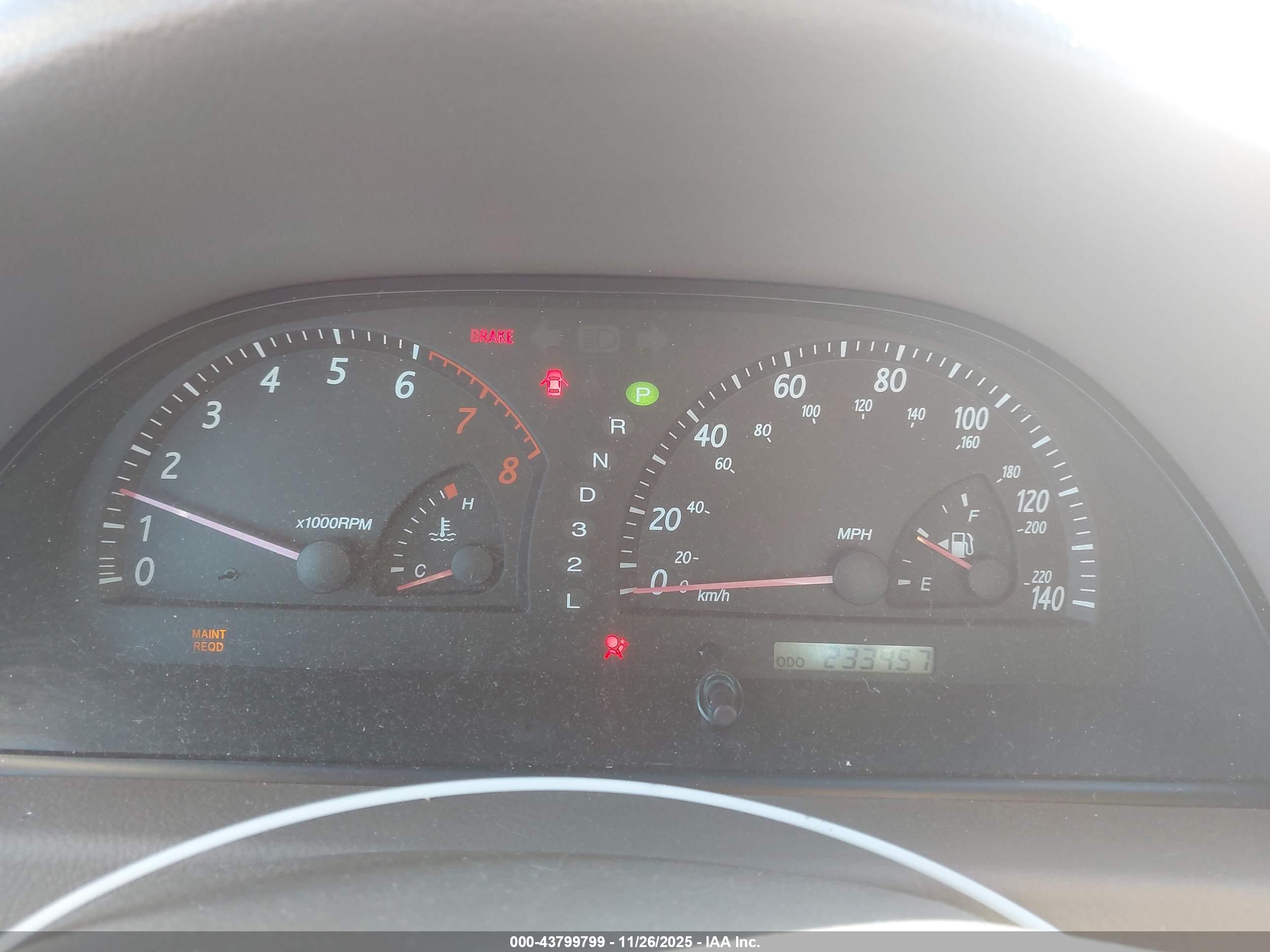 TOYOTA CAMRY image 7