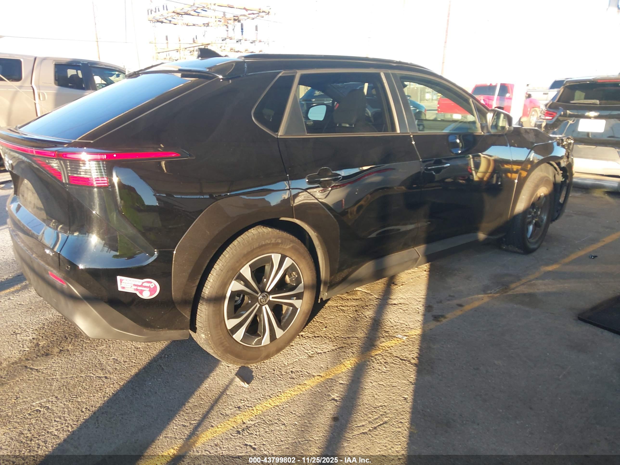 TOYOTA BZ4X image 4
