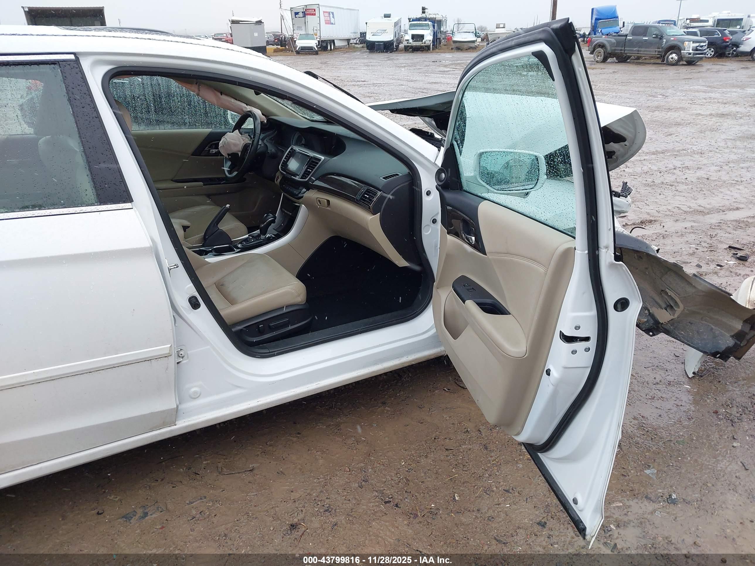 HONDA ACCORD image 5