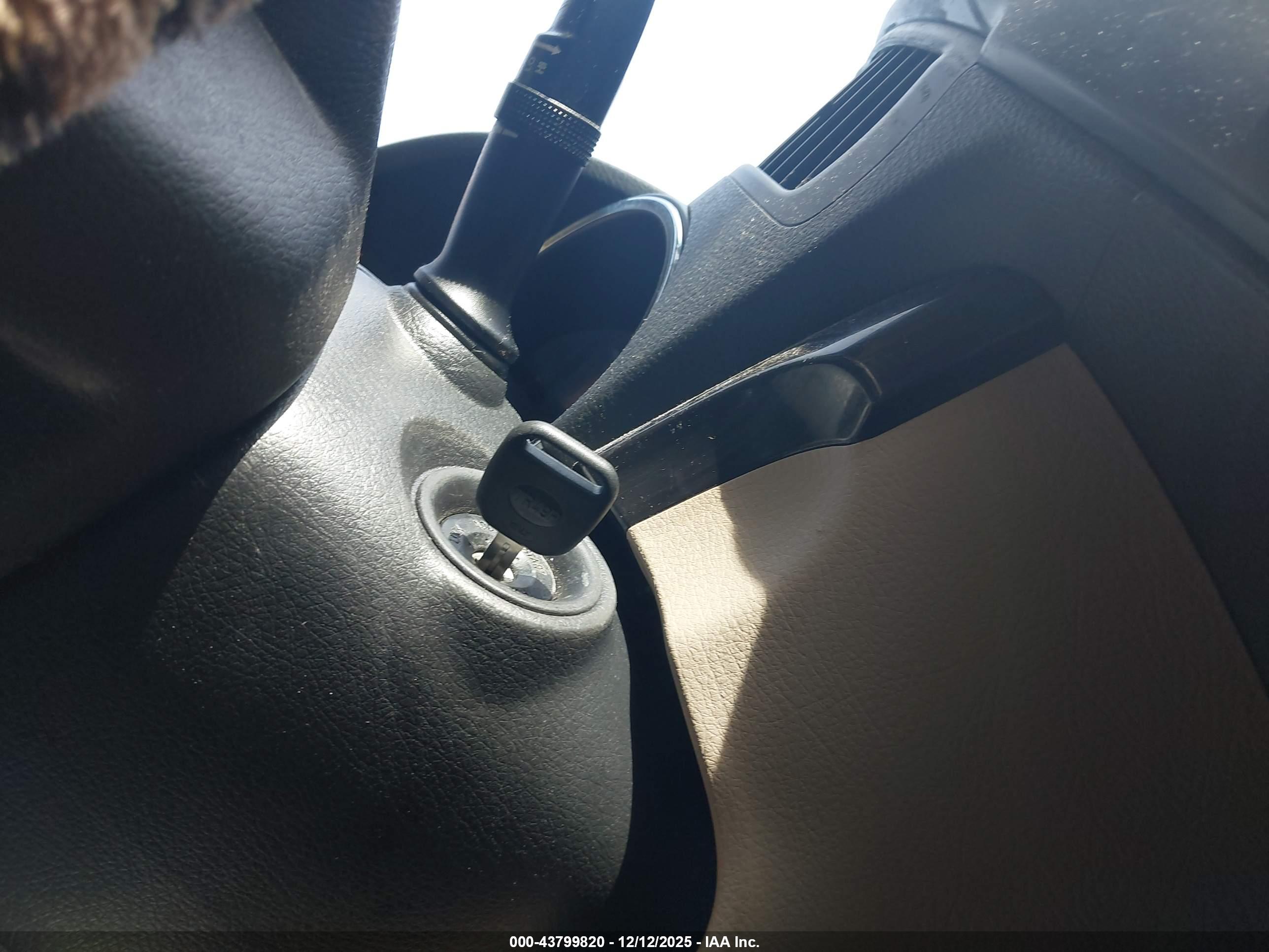 KIA SORENTO image 11