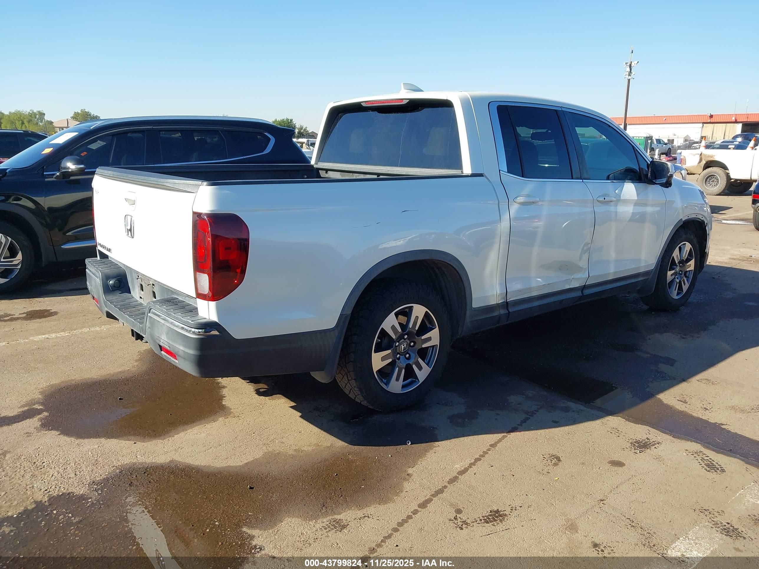 HONDA RIDGELINE image 4