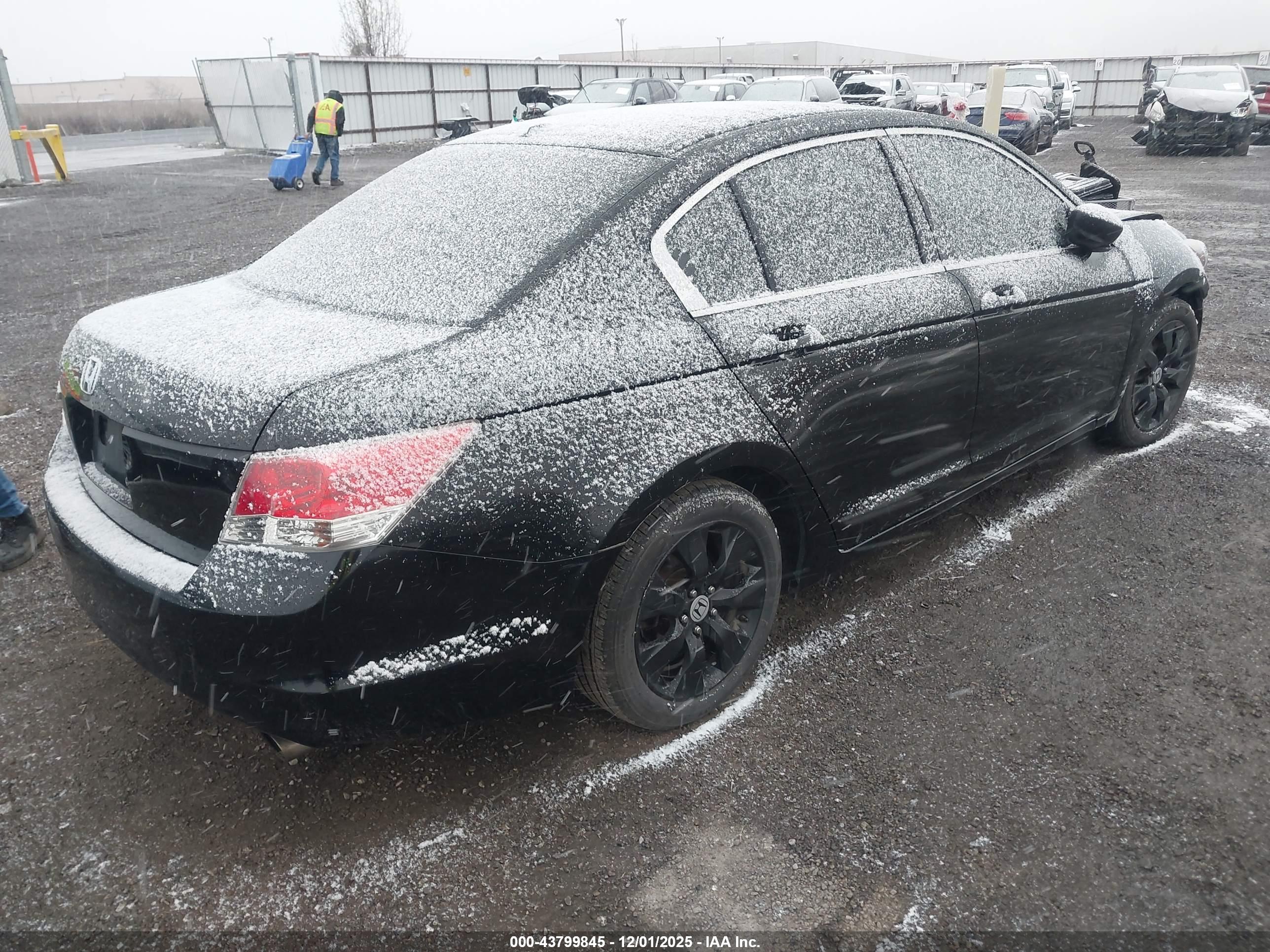 HONDA ACCORD image 4