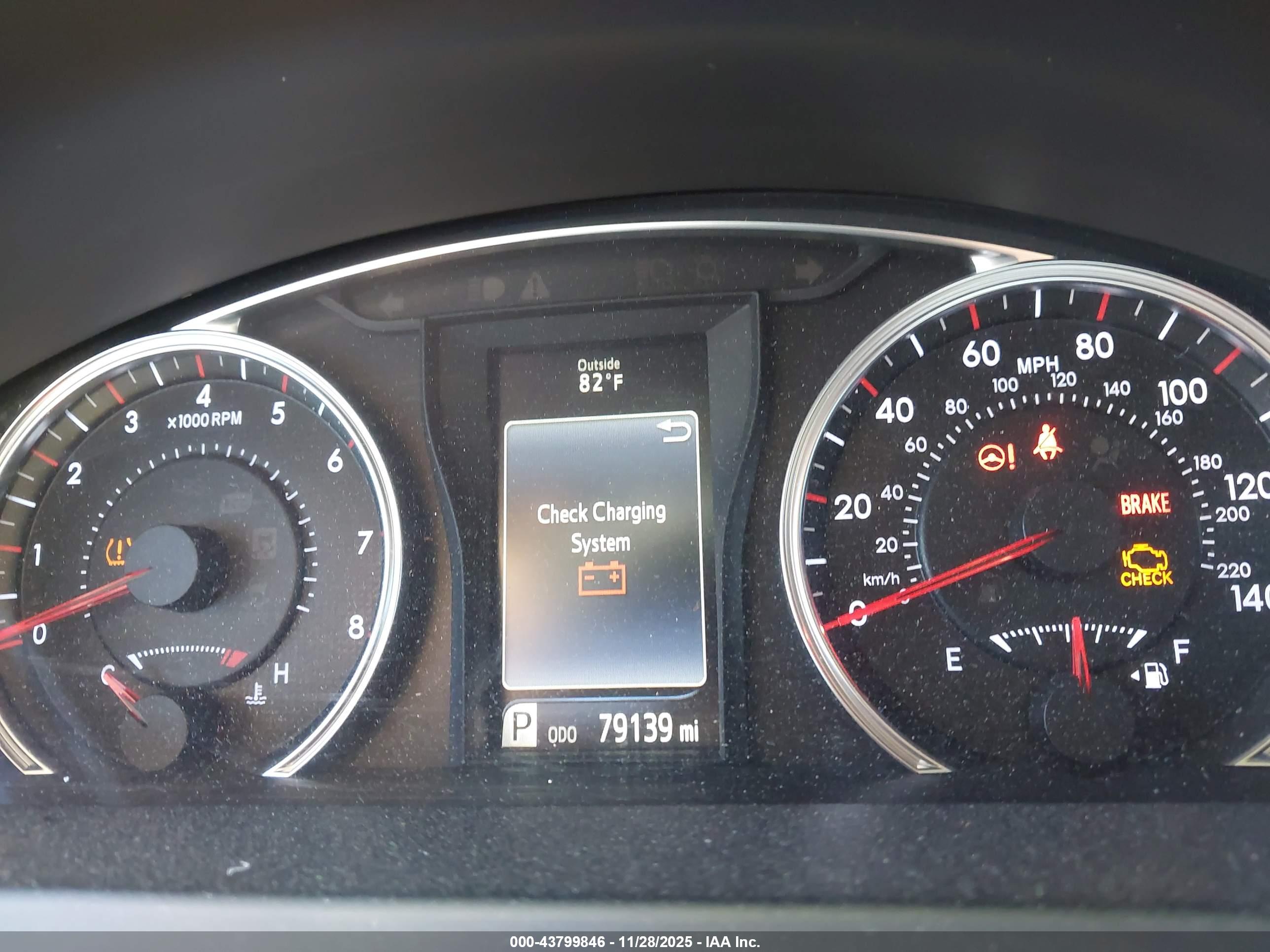 TOYOTA CAMRY image 7