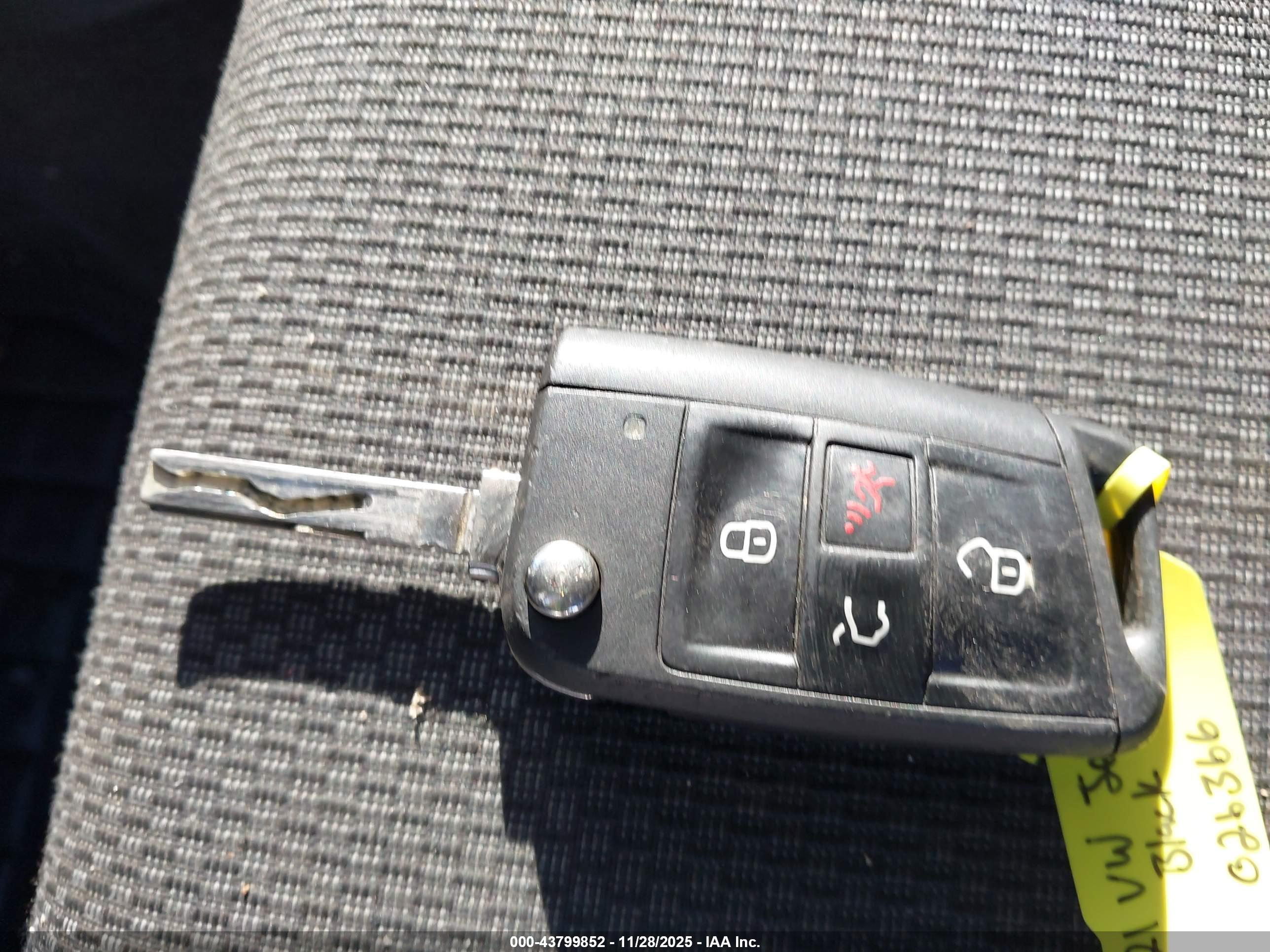 VOLKSWAGEN JETTA image 11
