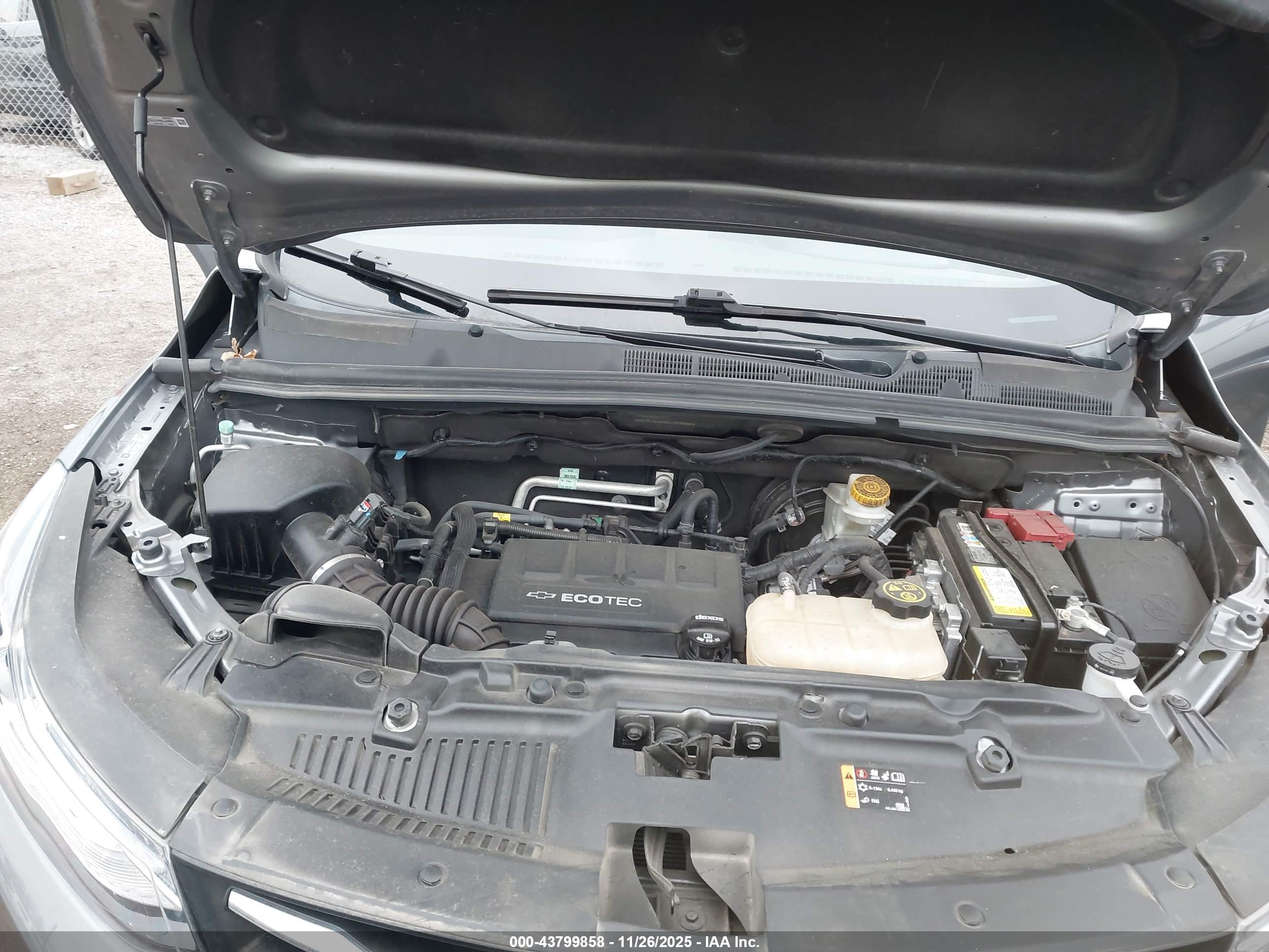 CHEVROLET TRAX image 10