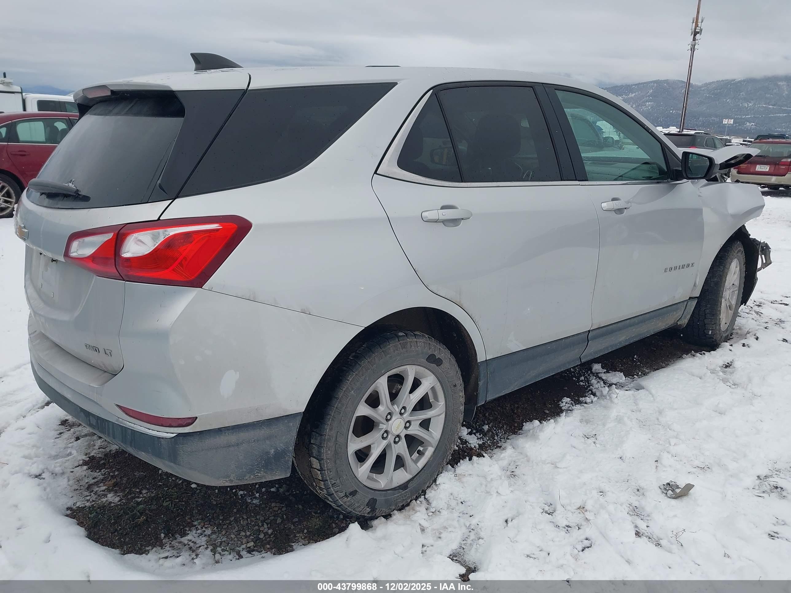 CHEVROLET EQUINOX image 4