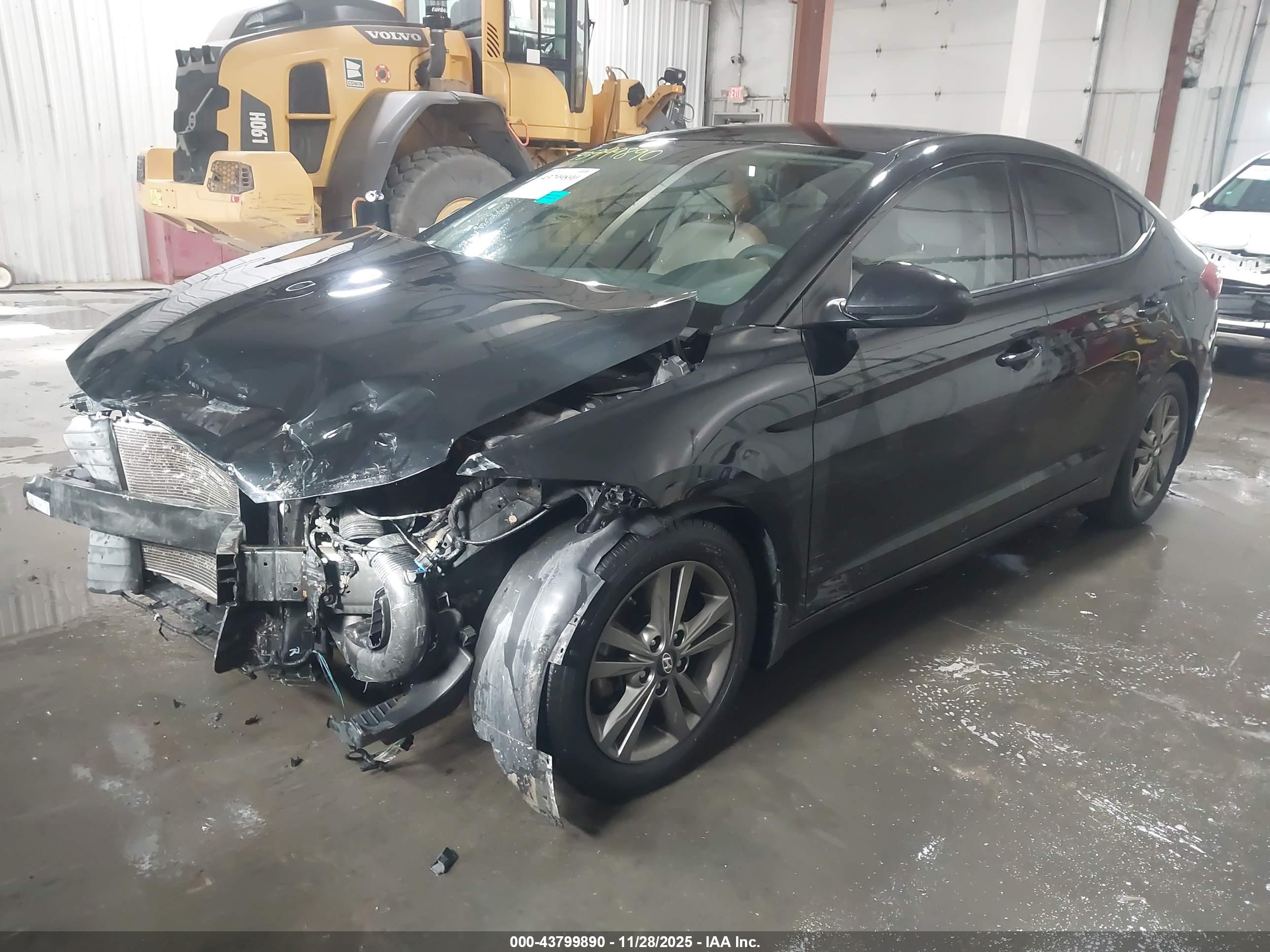 HYUNDAI ELANTRA image 2