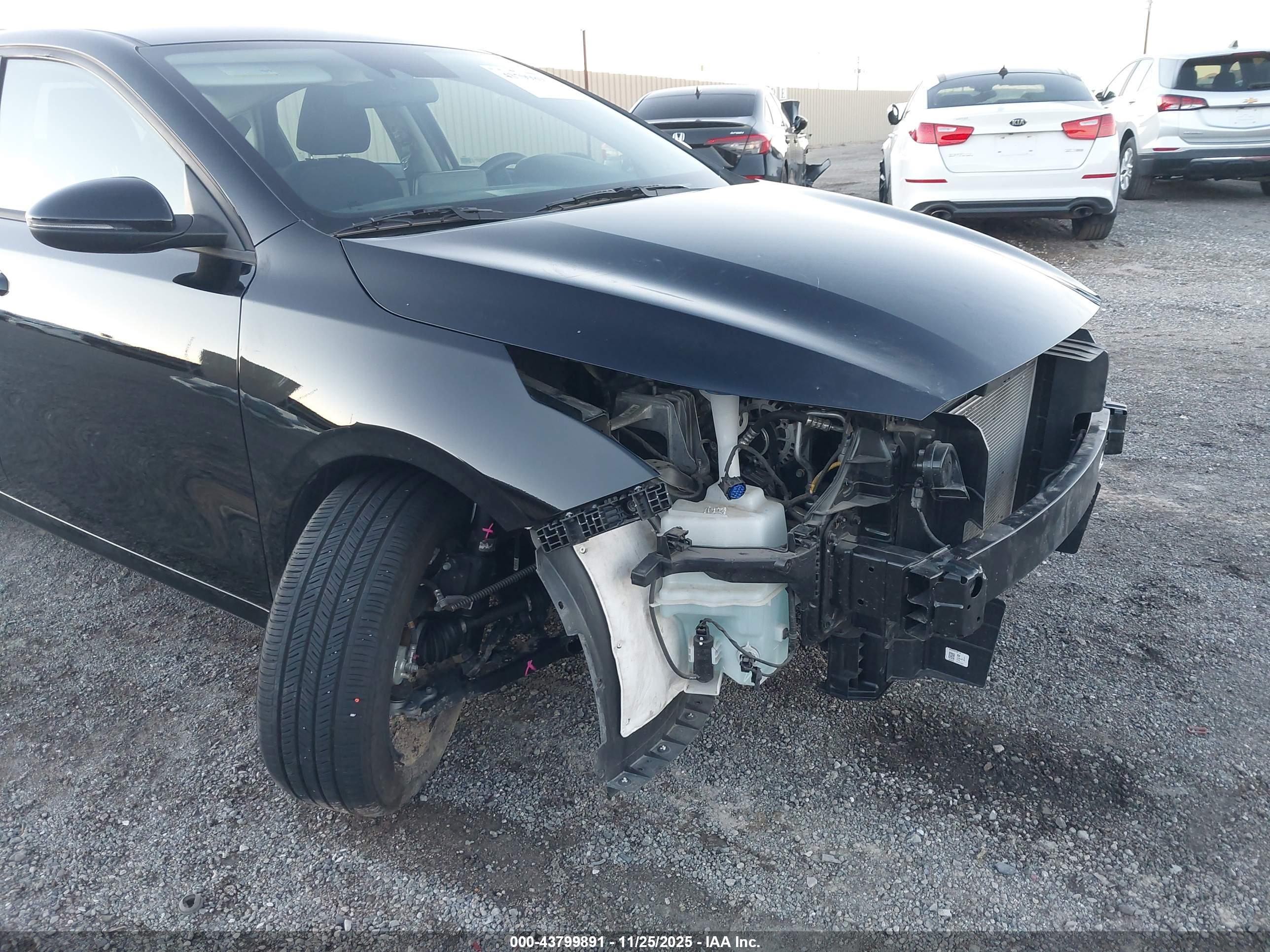 KIA FORTE image 6