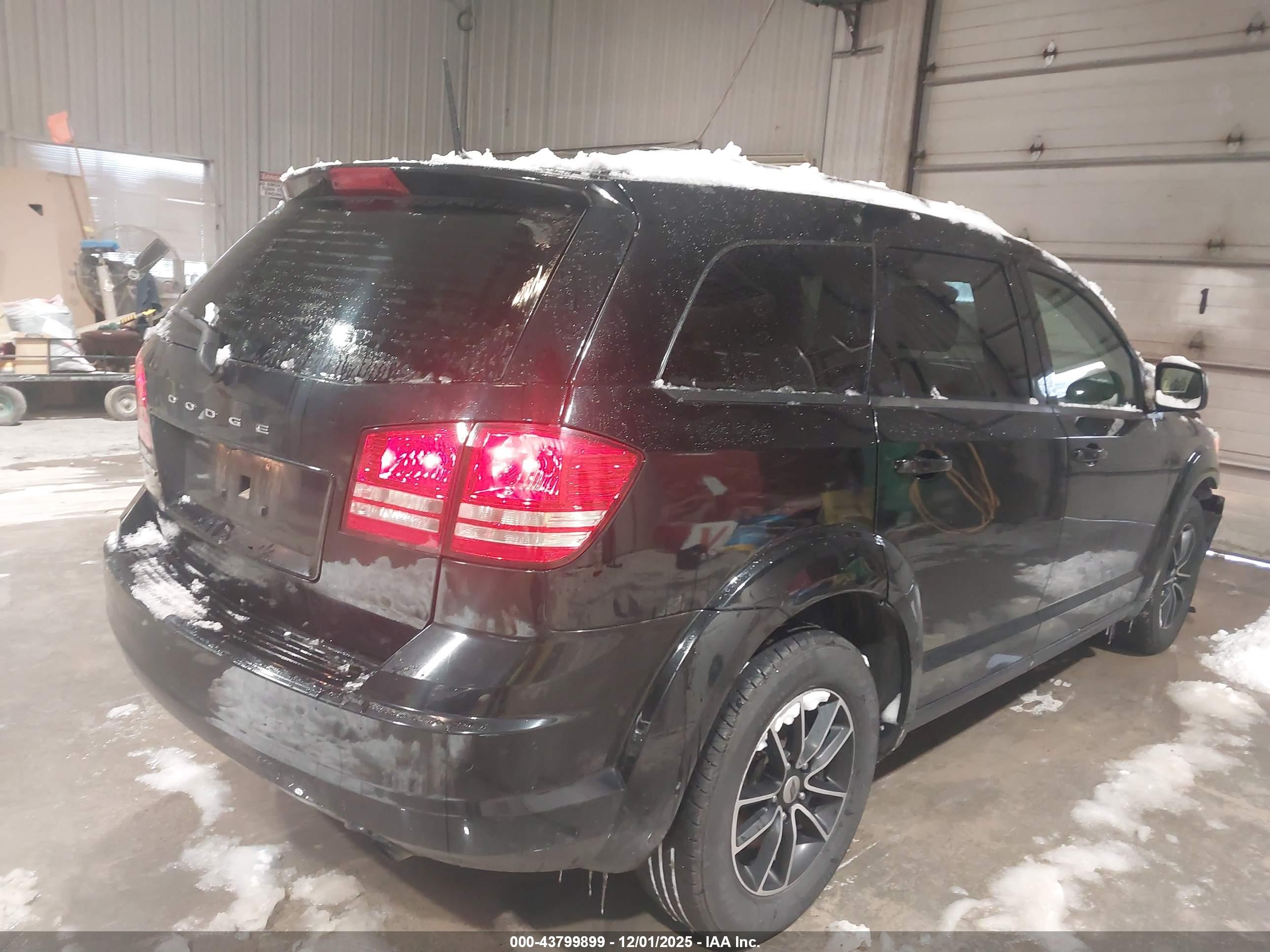 DODGE JOURNEY image 4