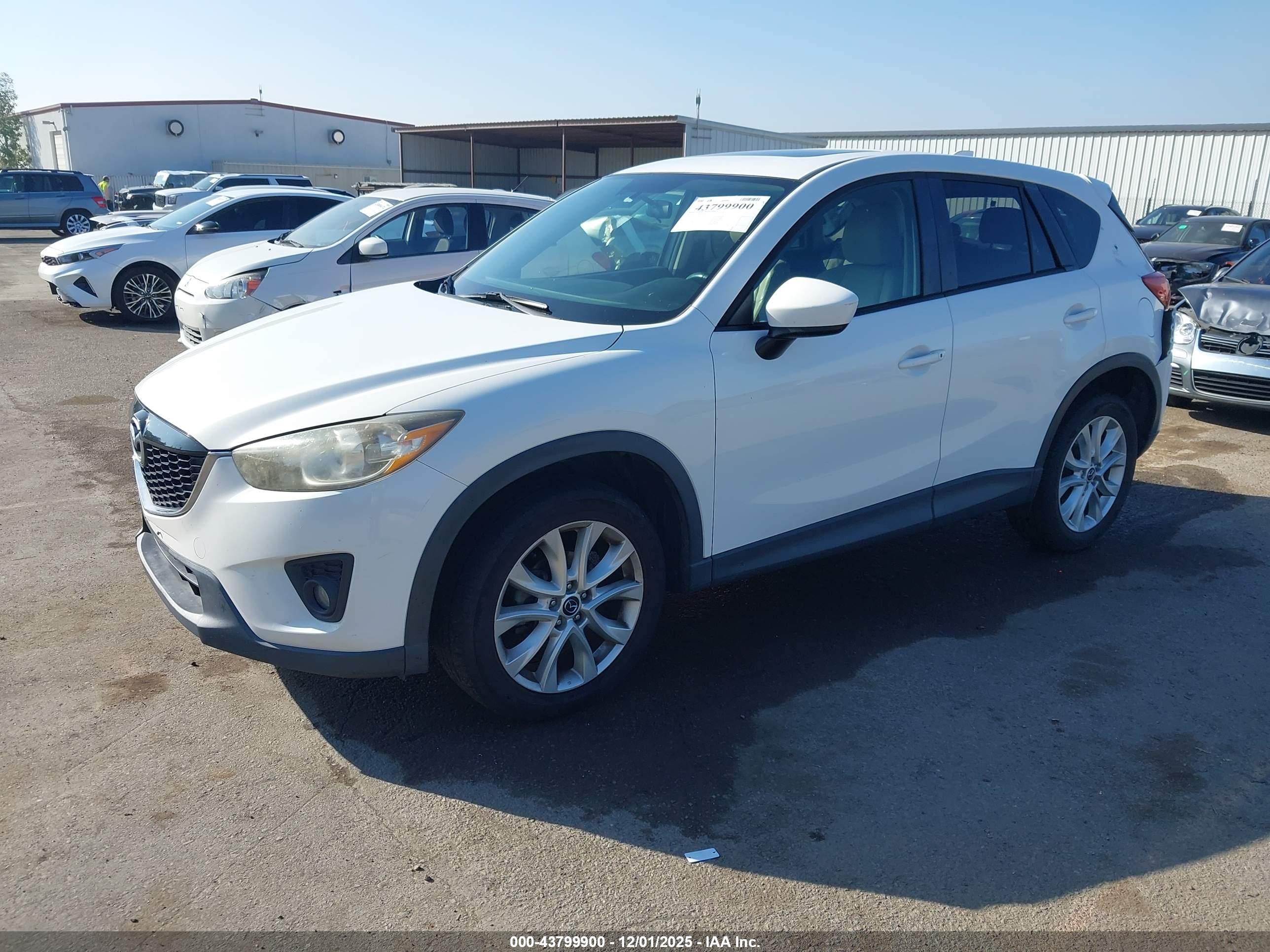 MAZDA CX-5 image 2