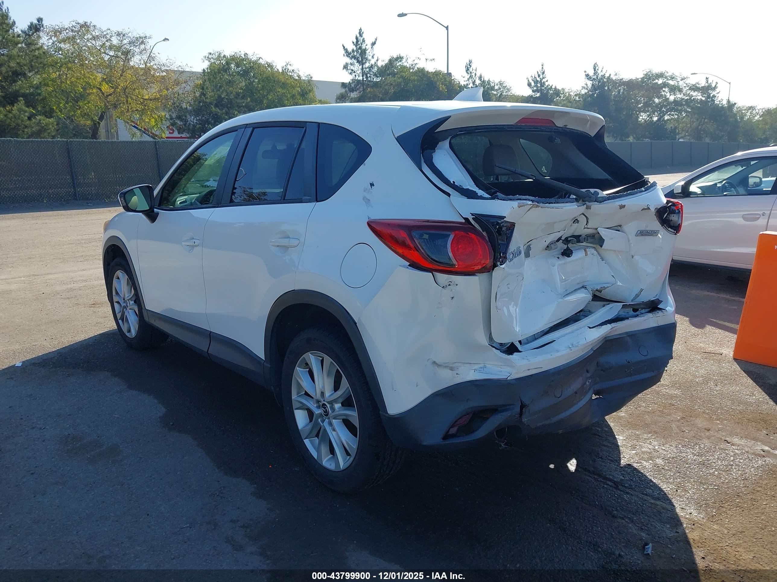 MAZDA CX-5 image 3