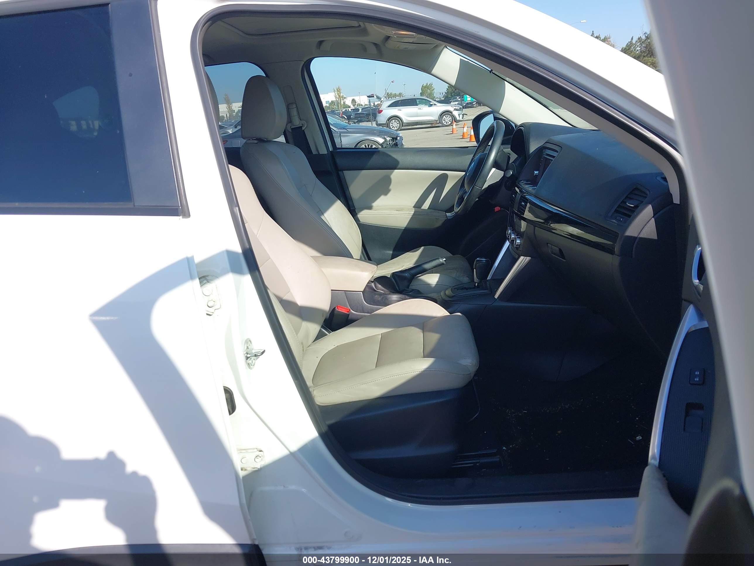 MAZDA CX-5 image 5