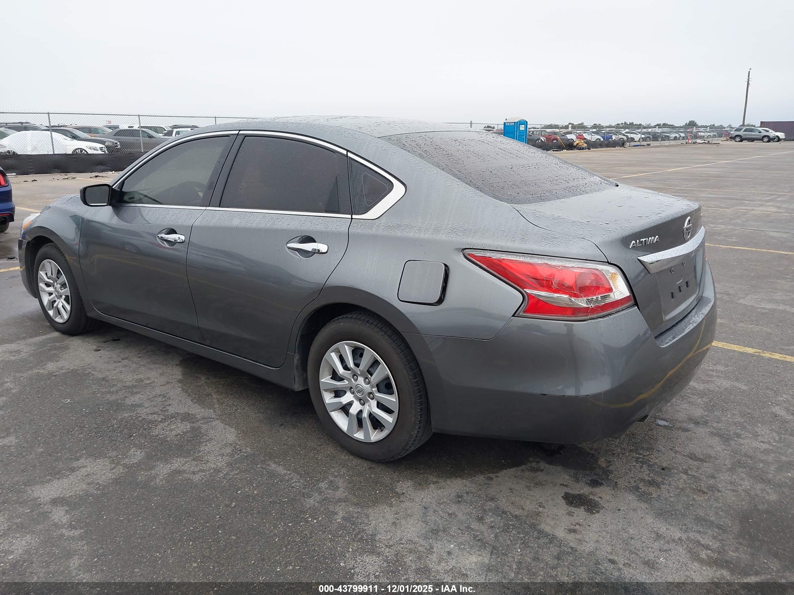 NISSAN ALTIMA image 3