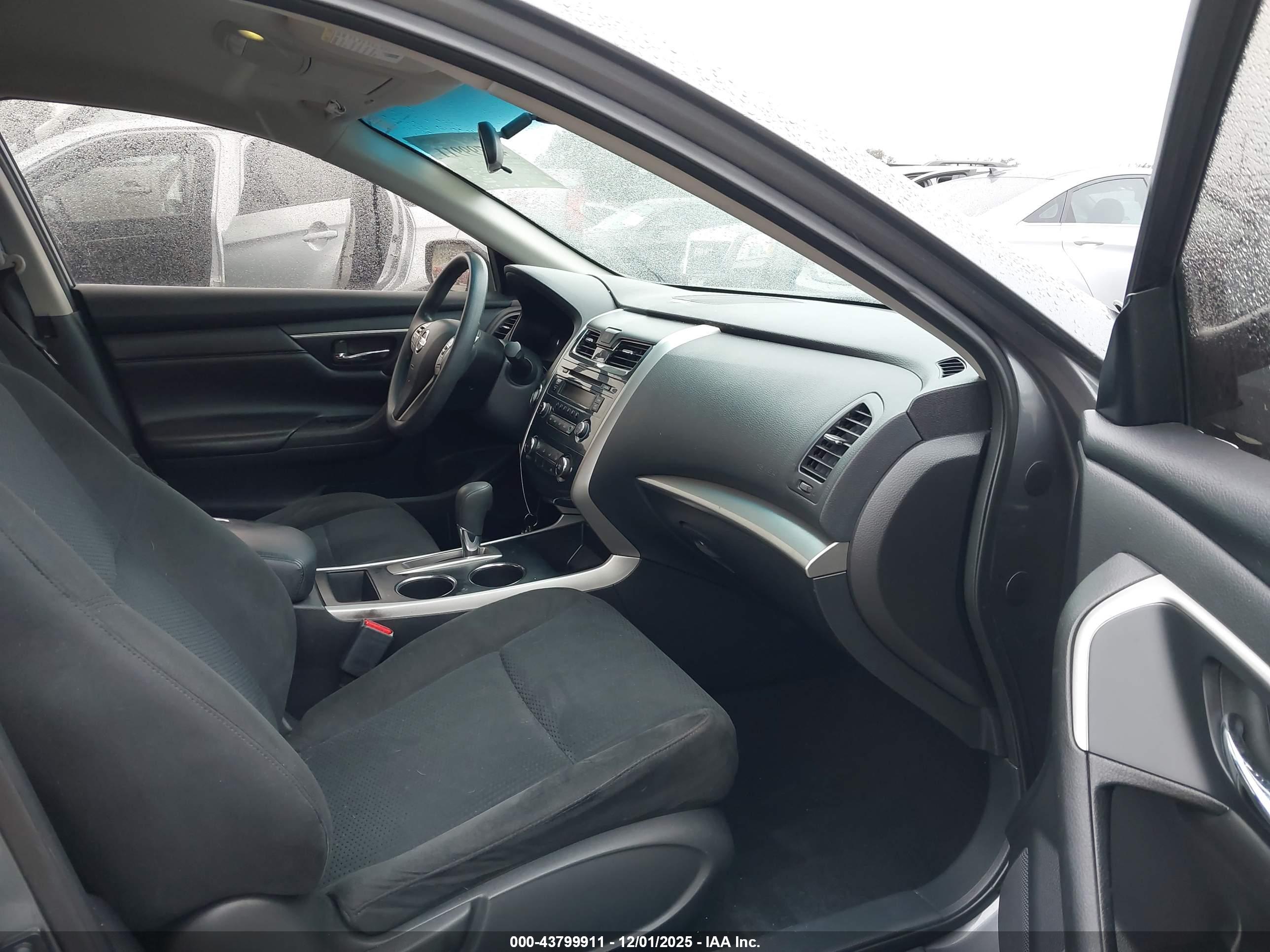 NISSAN ALTIMA image 5