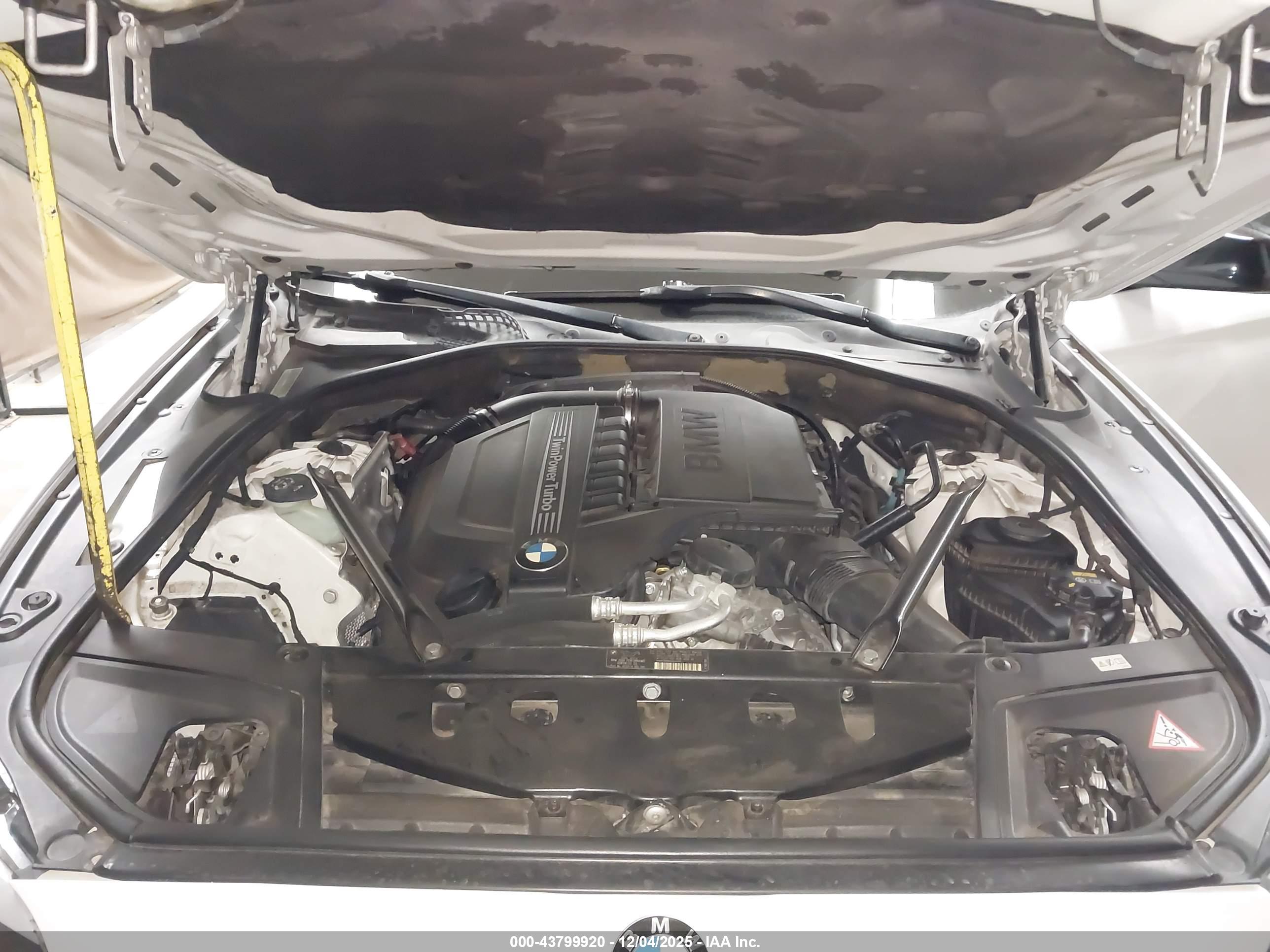 BMW 535I image 10