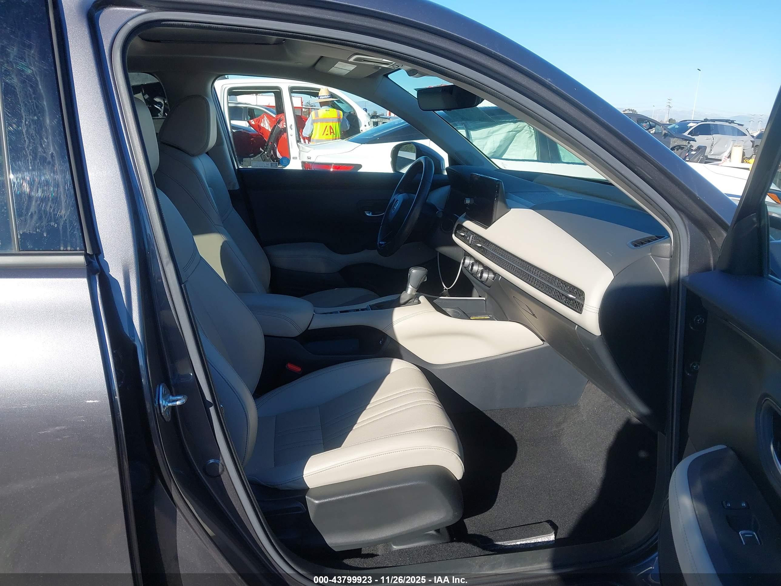HONDA HR-V image 5