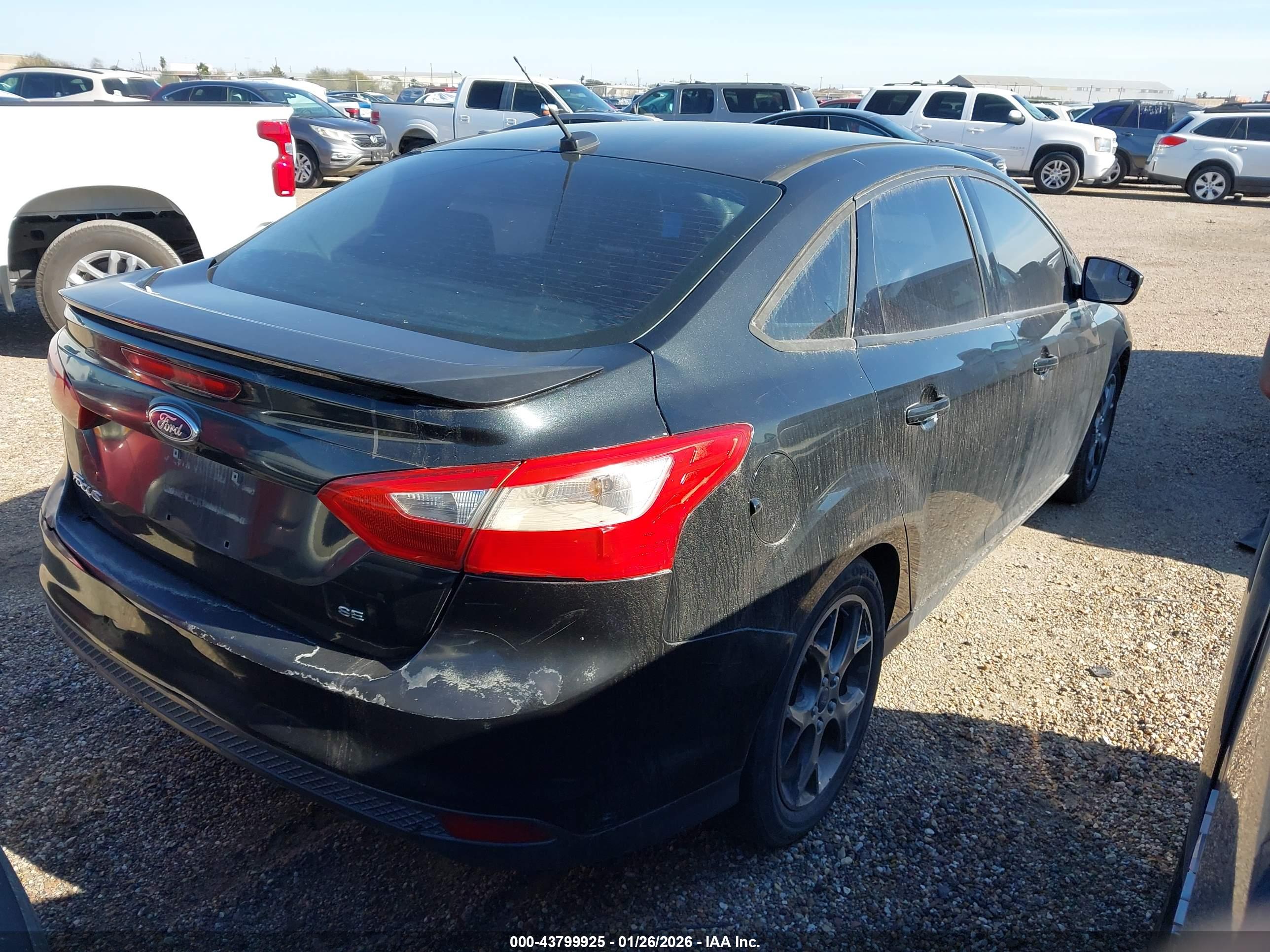 FORD FOCUS image 4