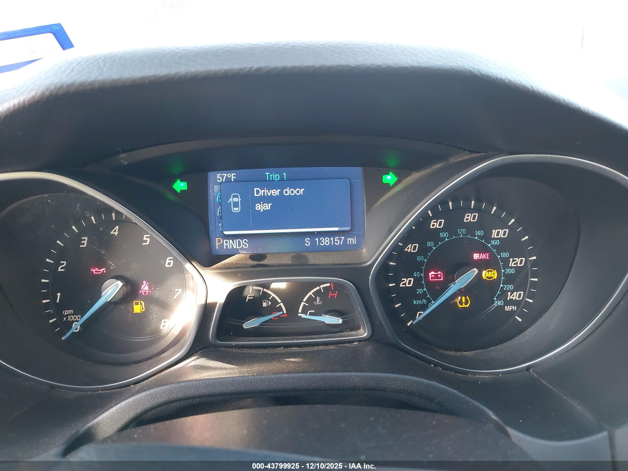 FORD FOCUS image 7