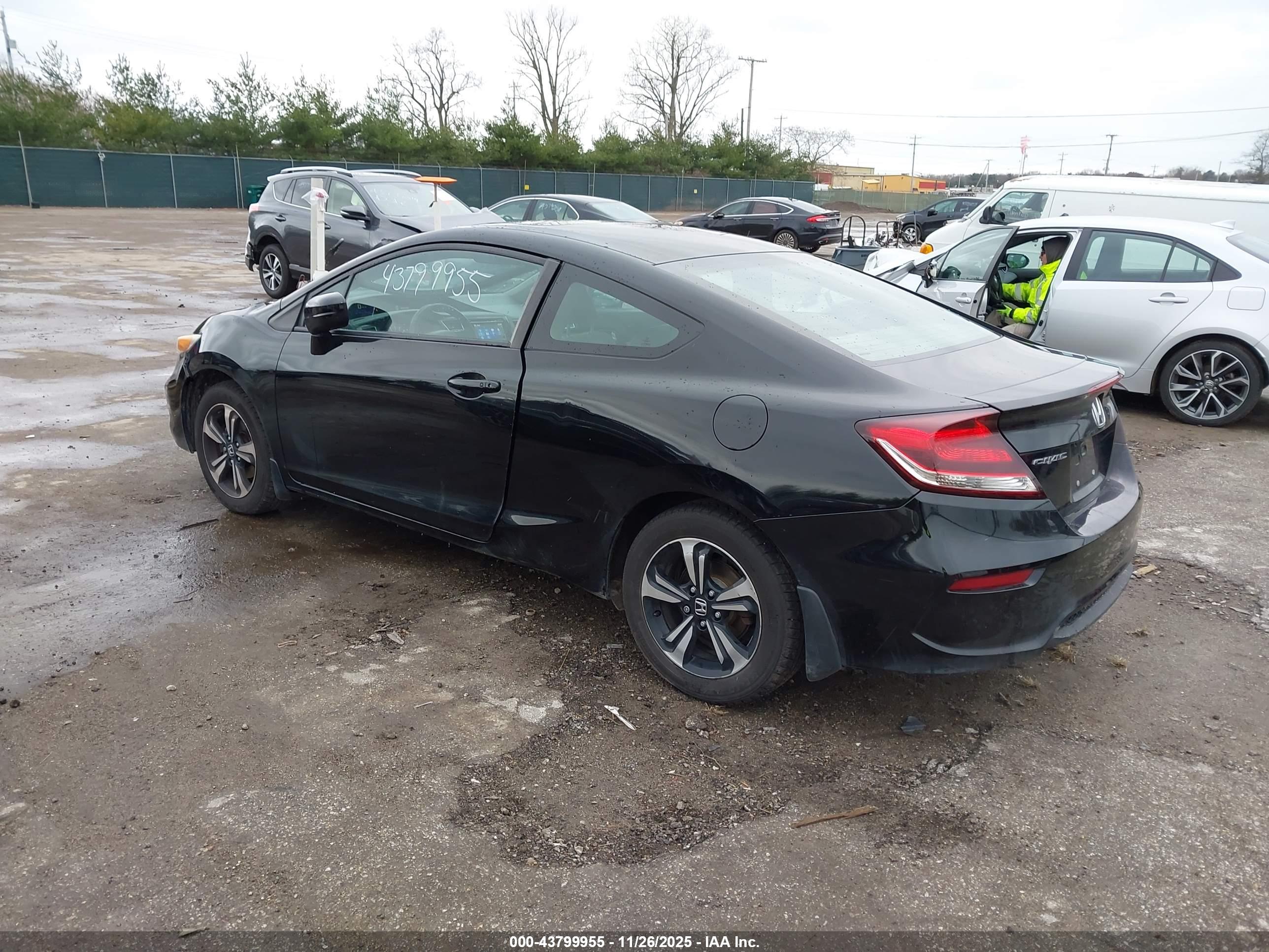 HONDA CIVIC image 3